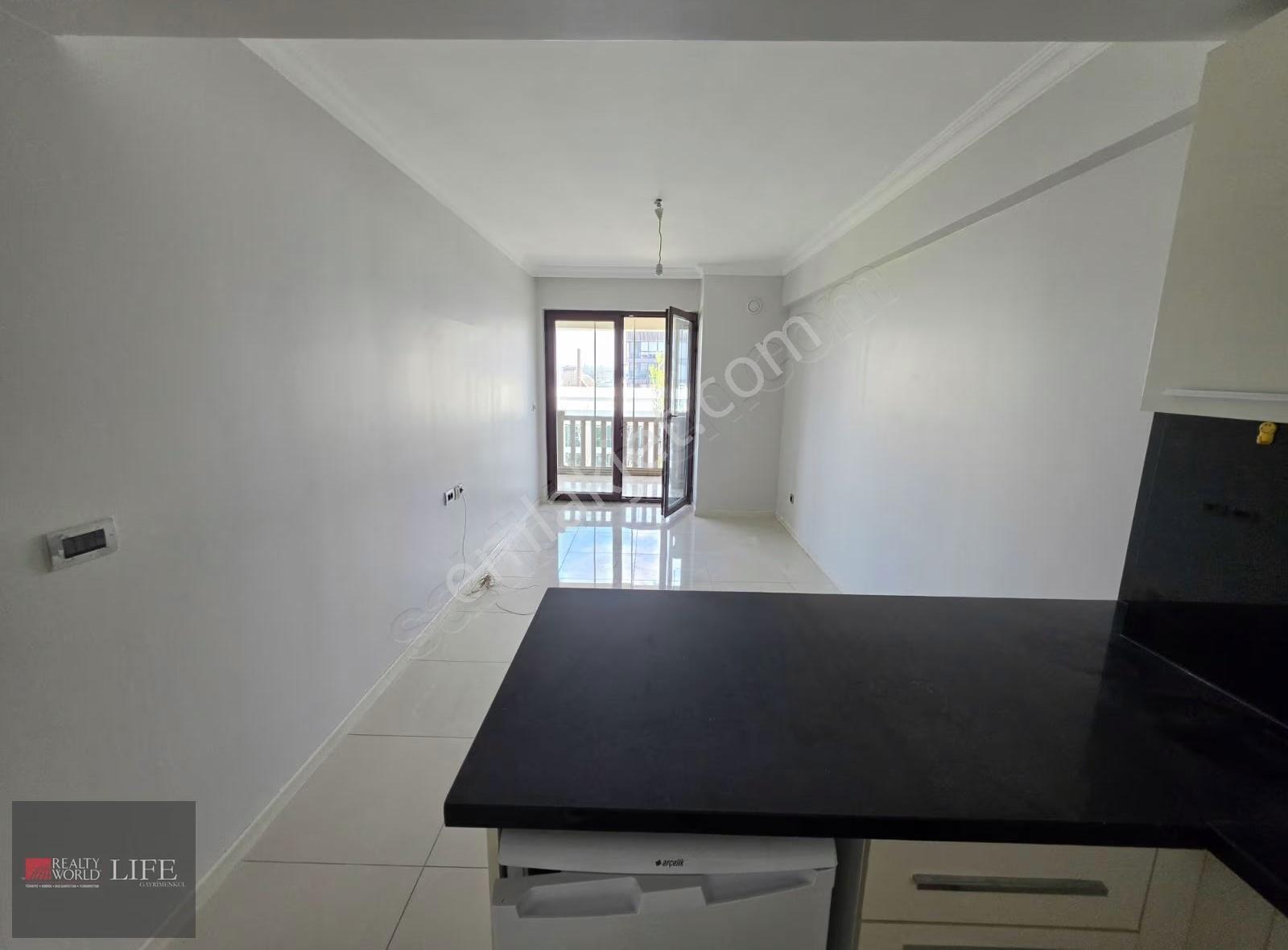 Rw Lıfe// İsmetönünü Bulvarıda Ay Palasta Kiralık 1+1 Daire - Görsel 11