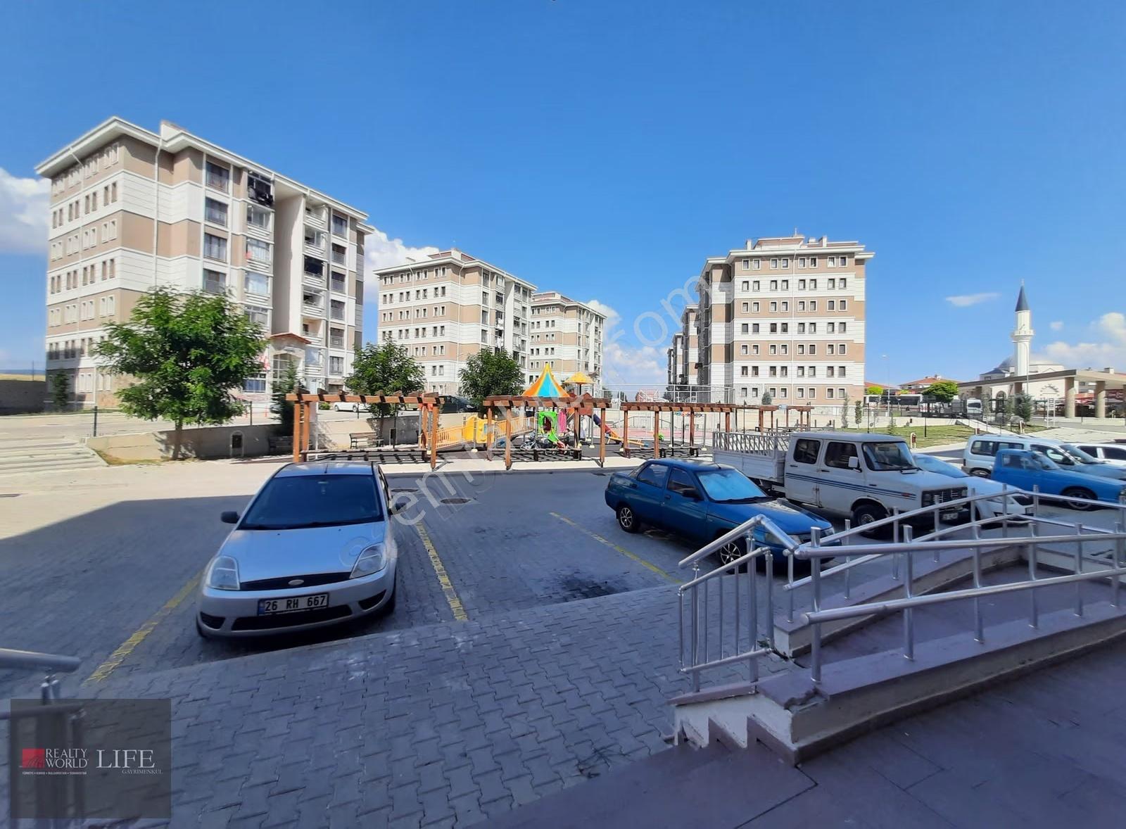 Rw Lıfe Yaşamkent Mh Toki Konutlarında Kiralık Ara Kat 2+1 Daire - Görsel 4