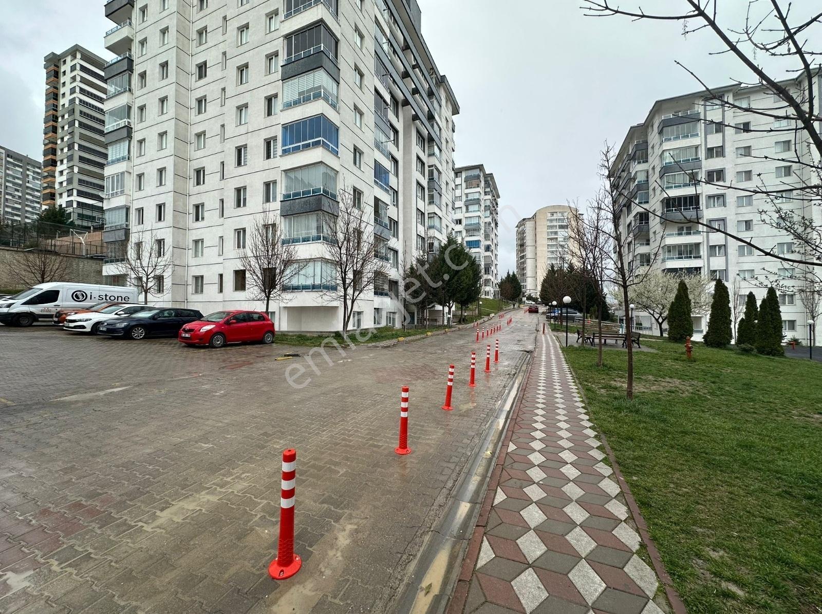 Ata Mahallesi Palmiye Evlerinde 4+1 Satılık Daire - Görsel 6