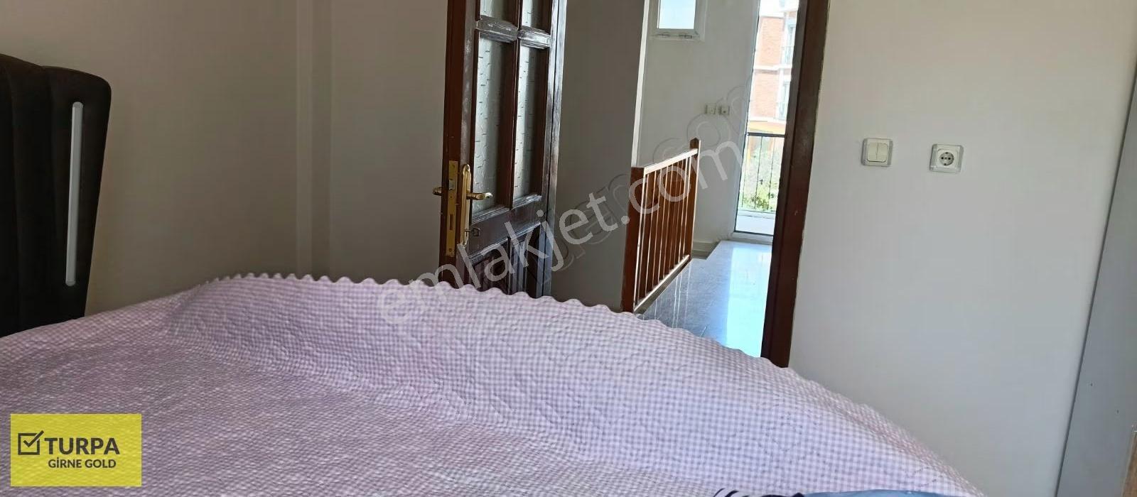 Yeni Foça Site Merkeze Yakın Satılık 3+1 Villa - Görsel 19