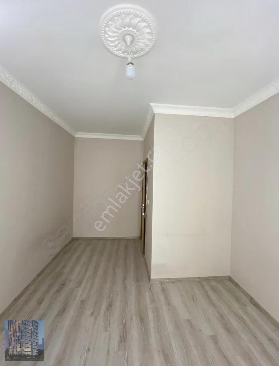 Şerefiye Mahallesinde Satılık 1+1 Daire - Görsel 12