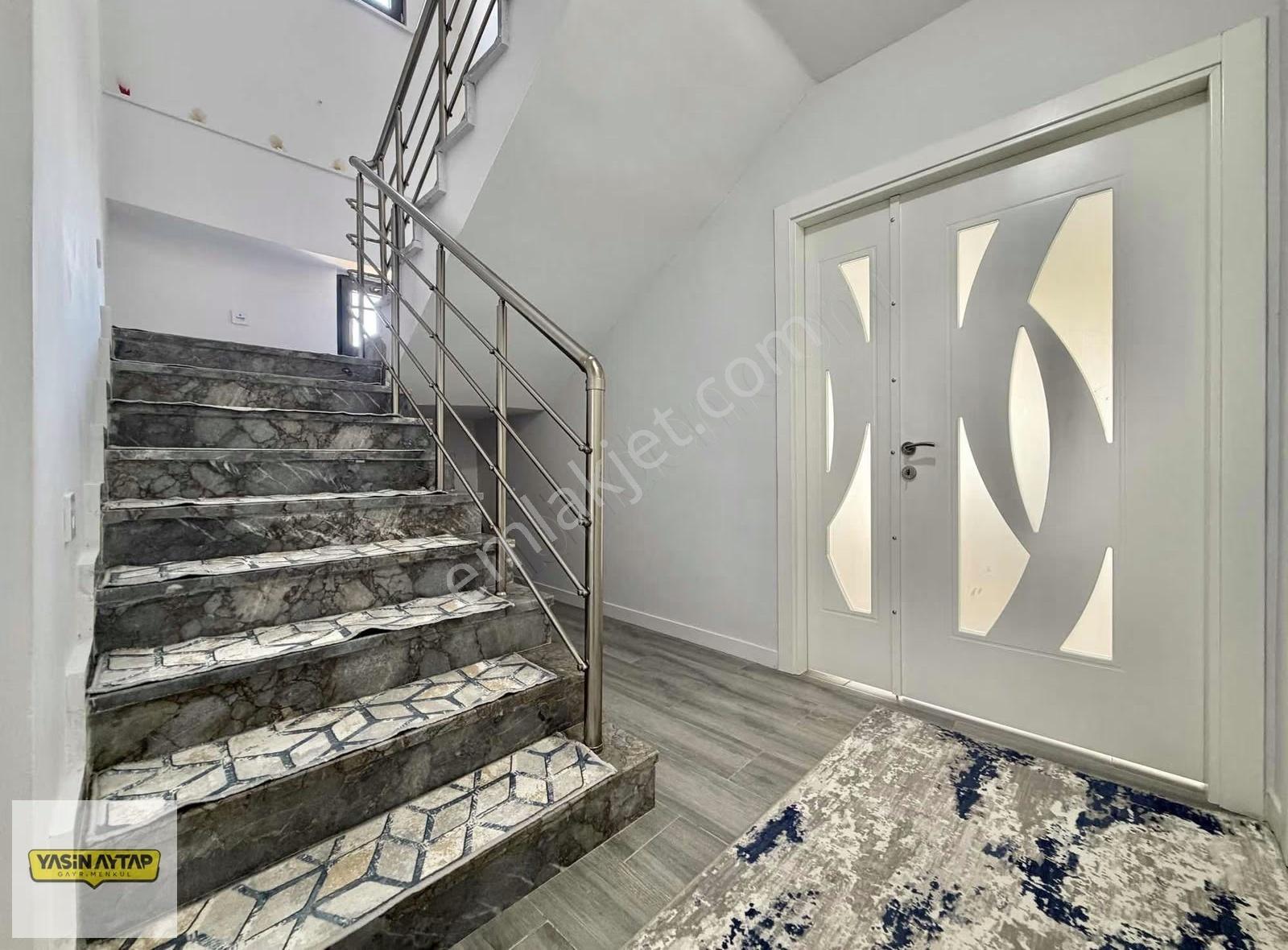 Yasin Aytap'tan Karaman Caddesi Yakını Müstakil 5+1 Villa! - Görsel 22
