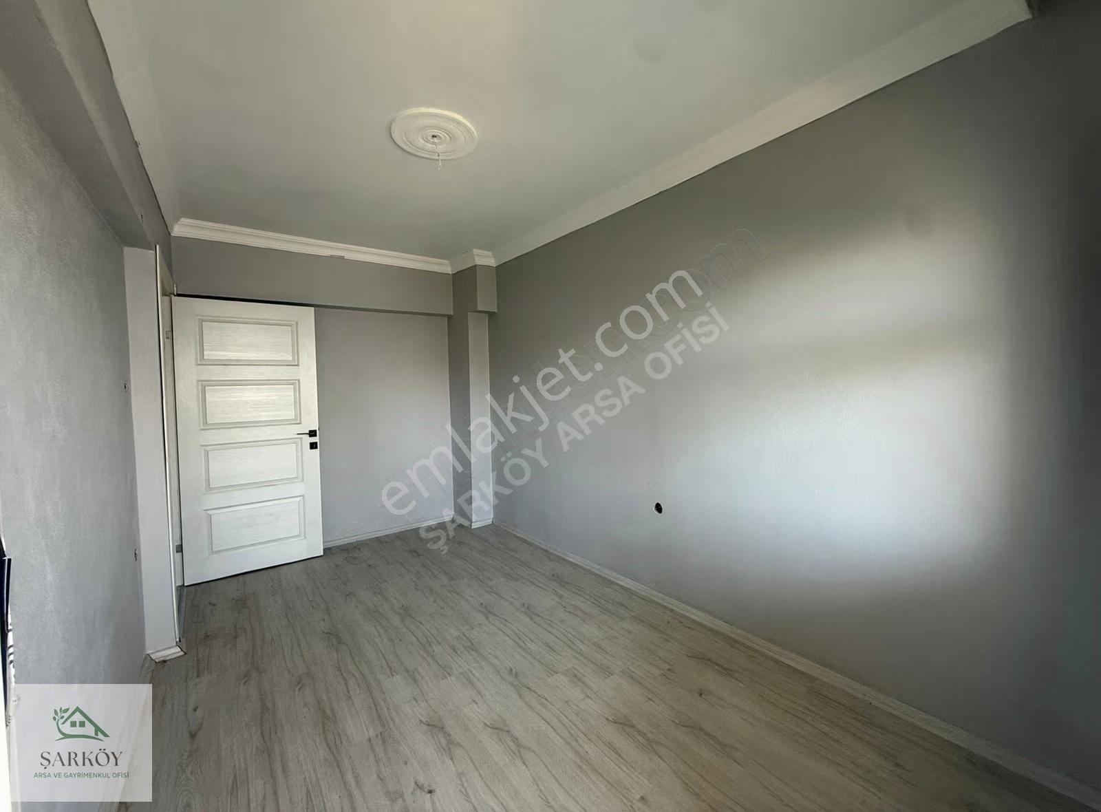 Bahçelievler Mh Denize Sıfır Site İçerisinde Kiralık 4+1 Villa - Görsel 3