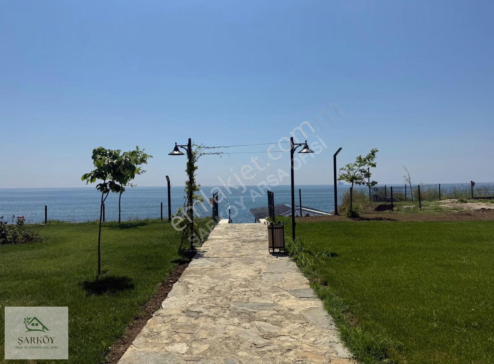Bahçelievler Mh Denize Sıfır Site İçerisinde Kiralık 4+1 Villa - Görsel 20