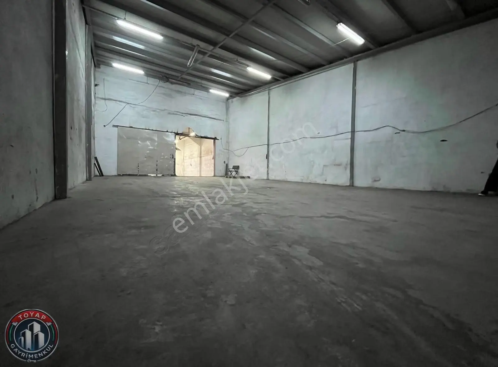 Toyap Yapıdan Kiralık 310m2 Her İşe Uygun 5 M2 Tavan Yüksekliği - Görsel 3