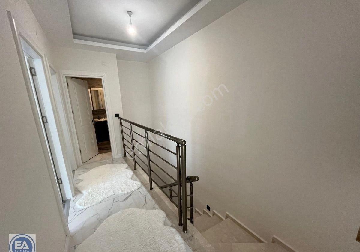 Davutlar Havuzlu Site İçerisinde 3+1 Geniş Doğa Manzaralı Villa - Görsel 19