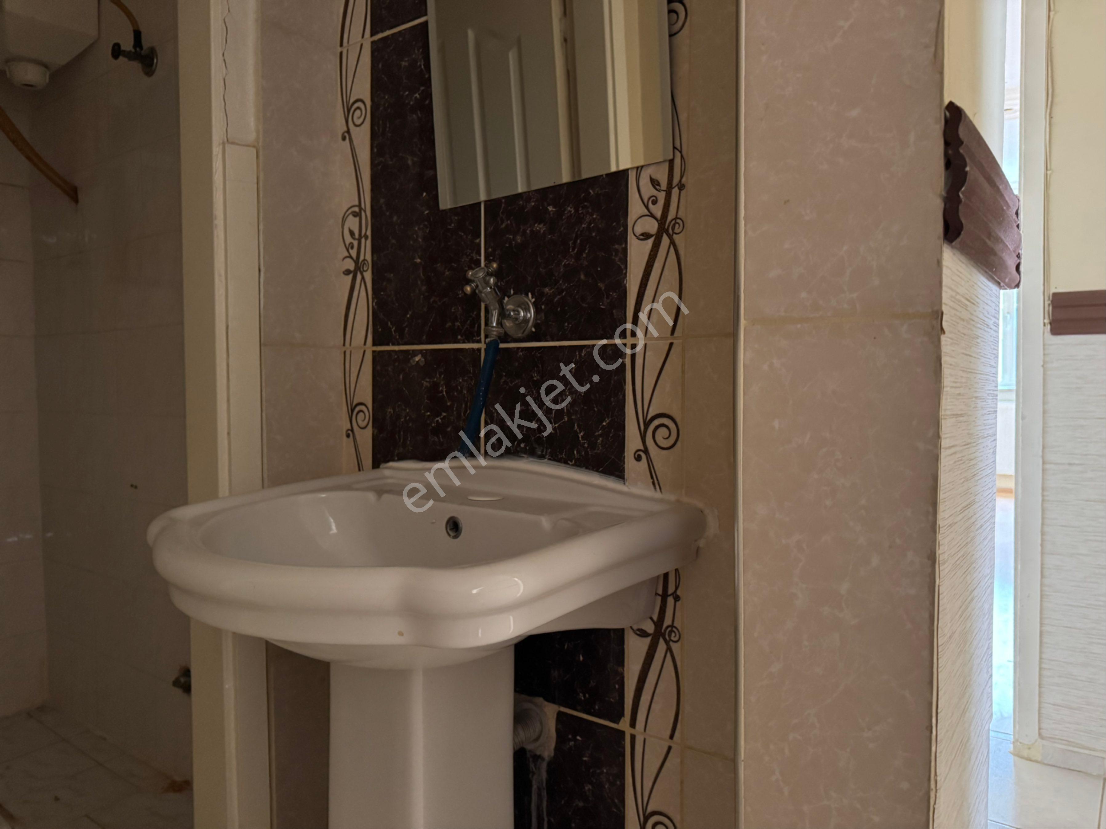 Tevfikiye Mah 8 Eylül Caddesi Üzeri Kiralık 3+1 Dairemiz - Görsel 20