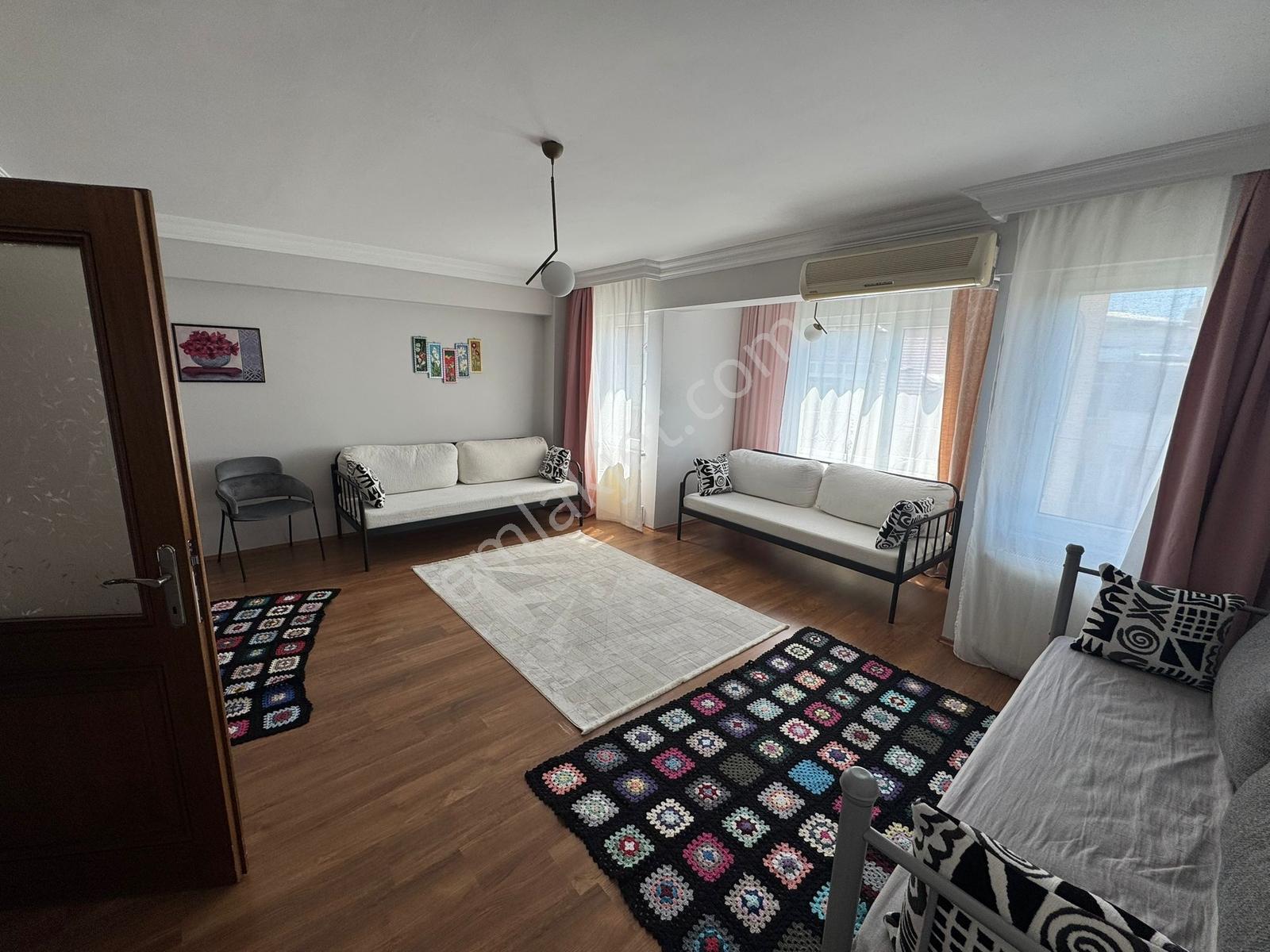 Mevlanakapı'da 4+2 Net 184 M2 Deniz Manzaralı 3 Katlı Daire - Görsel 3