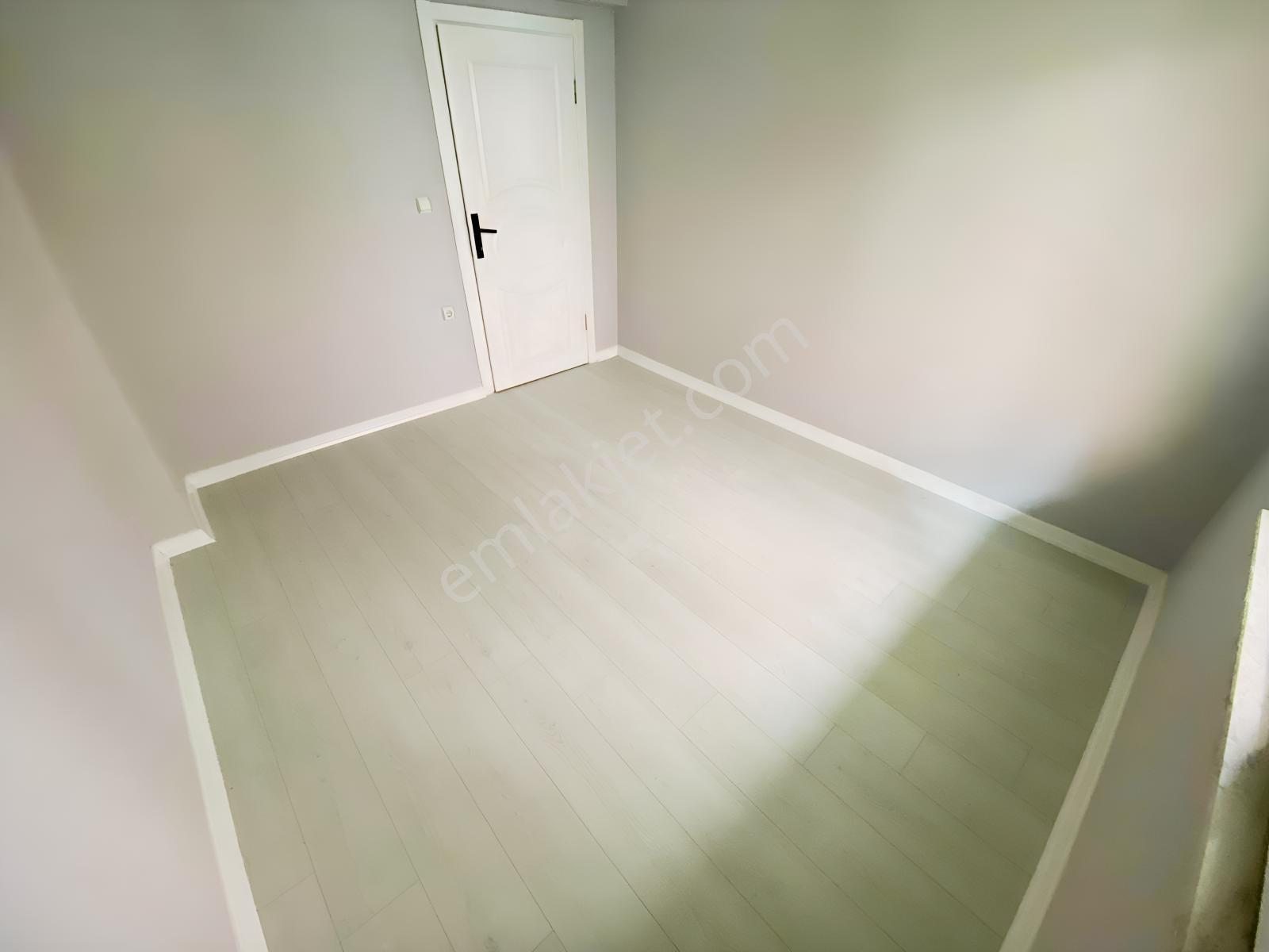 Karasu Vizyon Emlaktan Yalıda Mustakil Bahçeli Kiralık 2+1 - Görsel 3