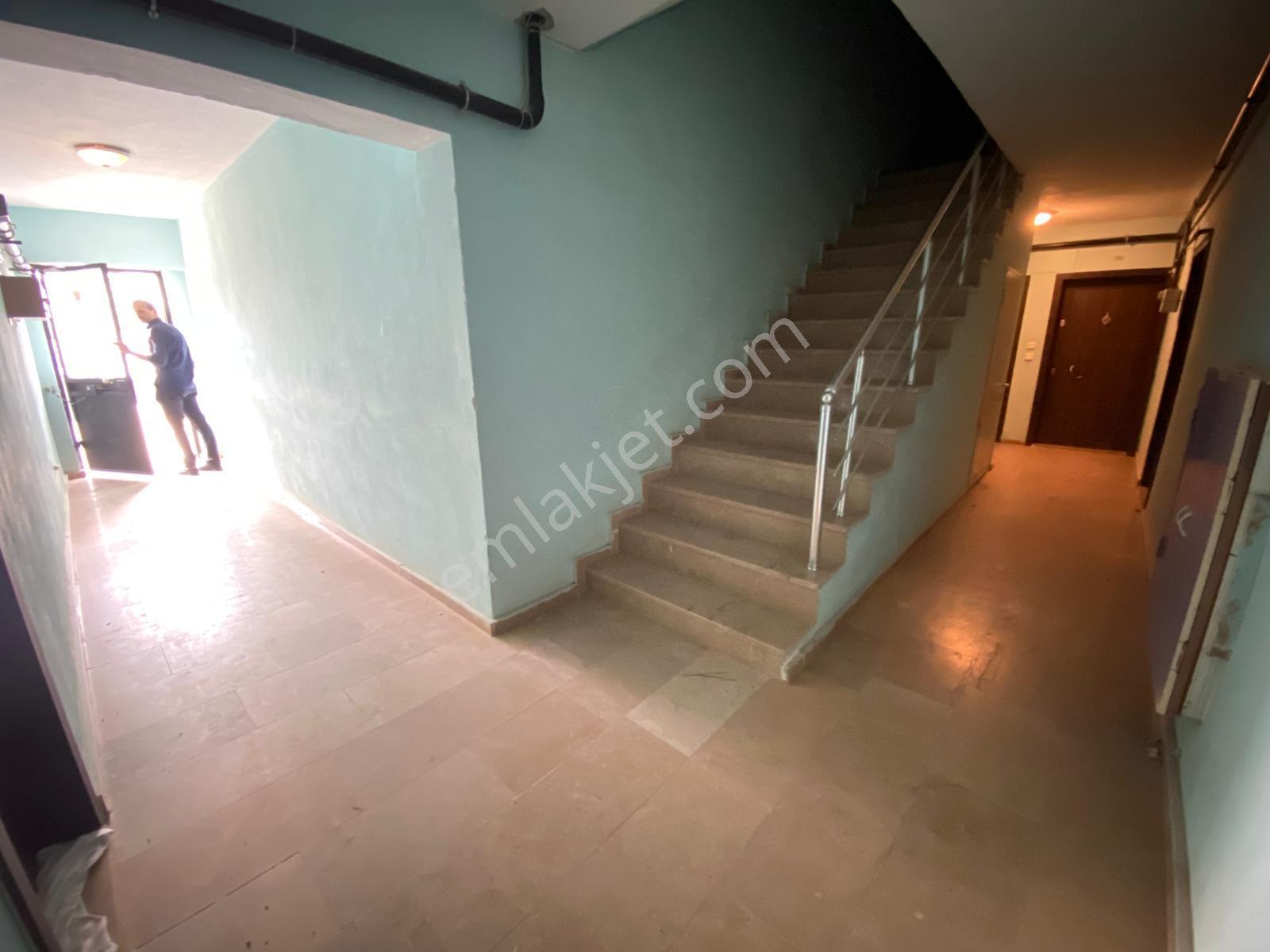 Karasu Vizyon Emlaktan Yalıda Mustakil Bahçeli Kiralık 2+1 - Görsel 9