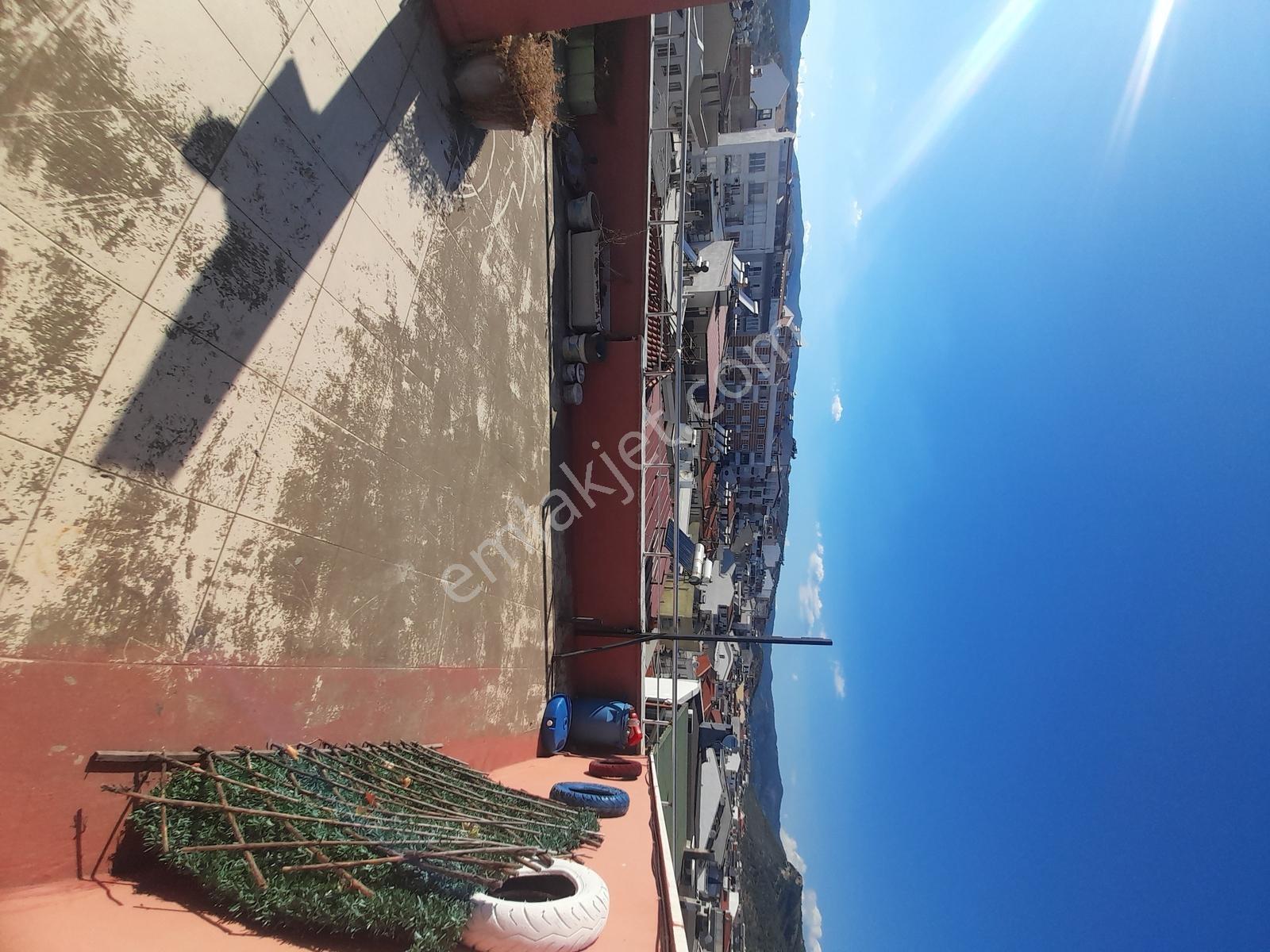 Kerim'den Küçükkuyu'da 2+1 Kiralık Geniş Teraslı Fırsat Daire - Görsel 20