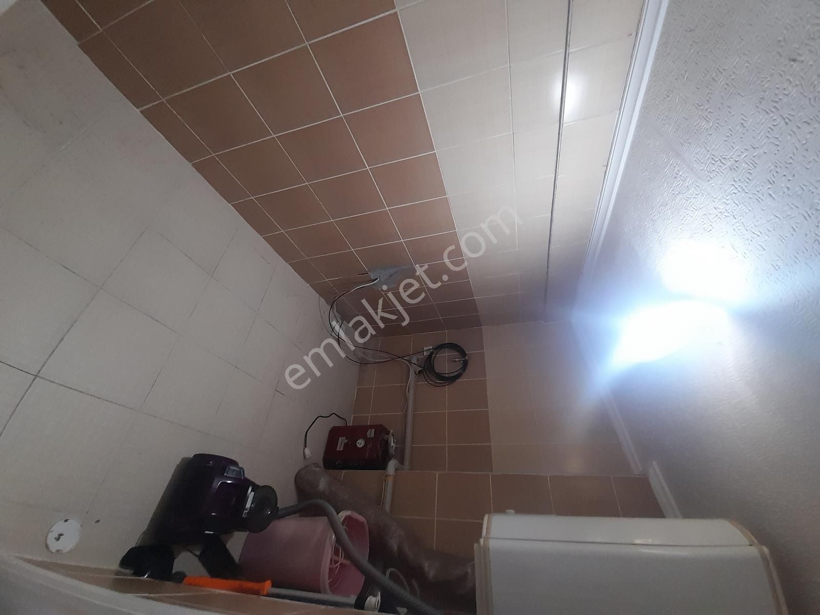 Kerim'den Küçükkuyu'da 2+1 Kiralık Geniş Teraslı Fırsat Daire - Görsel 17