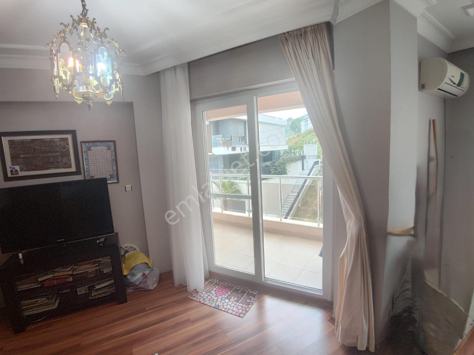 Narlıdere Folkart Yakını Şehir Manzaralı Genç Ve Geniş 3+1 Daire - Görsel 23