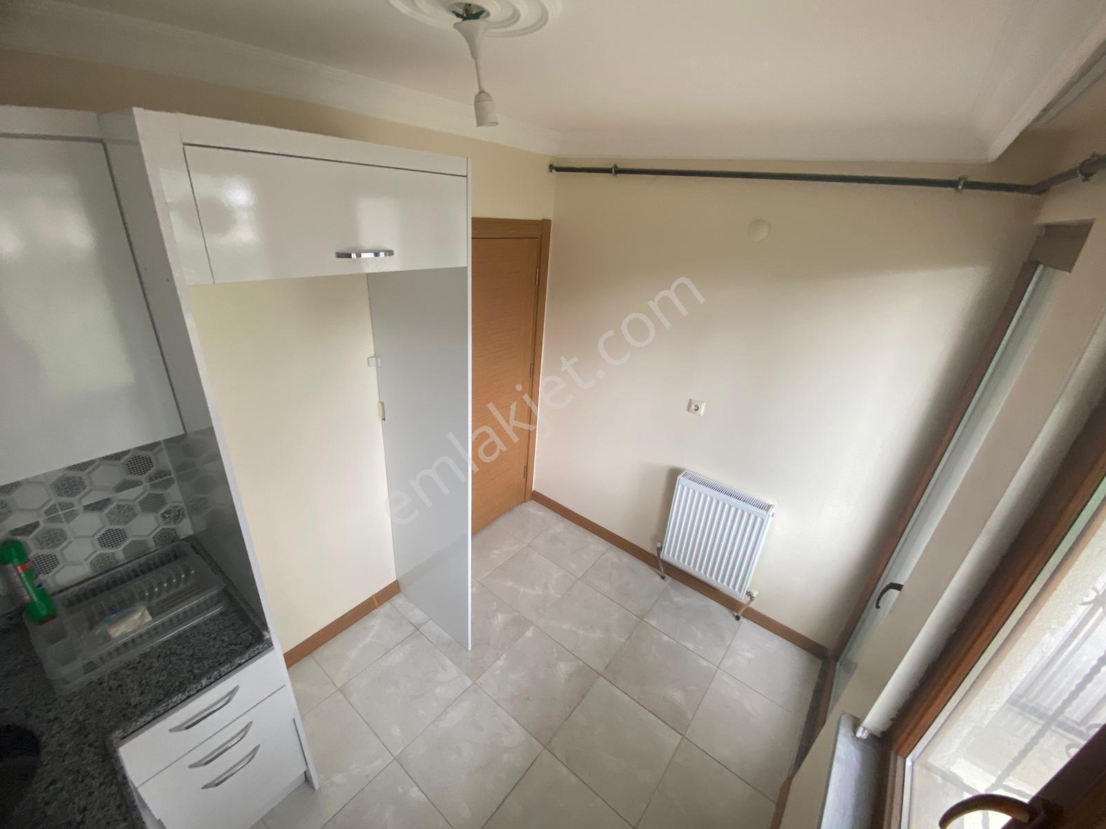 Köşklü Çeşme Merkezi Konum Satılık 2+1 Yüksek Giriş Daire - Görsel 27
