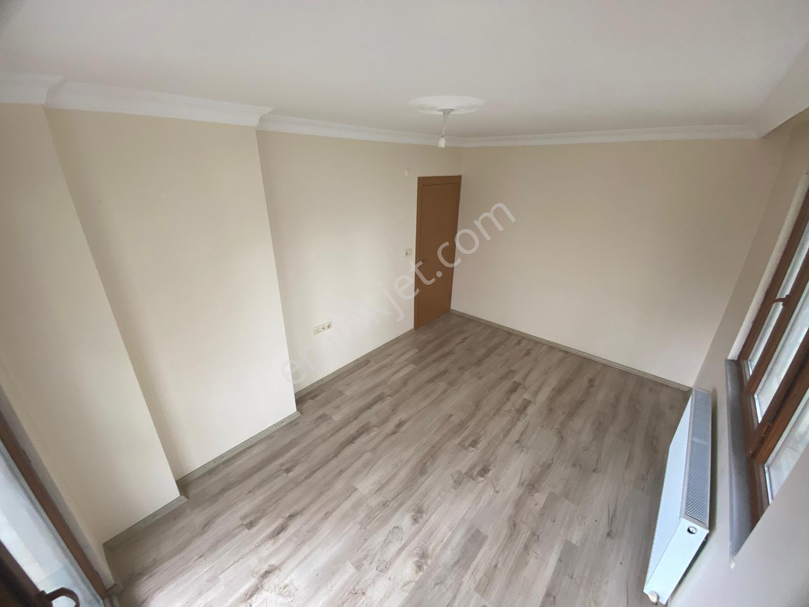 Köşklü Çeşme Merkezi Konum Satılık 2+1 Yüksek Giriş Daire - Görsel 24