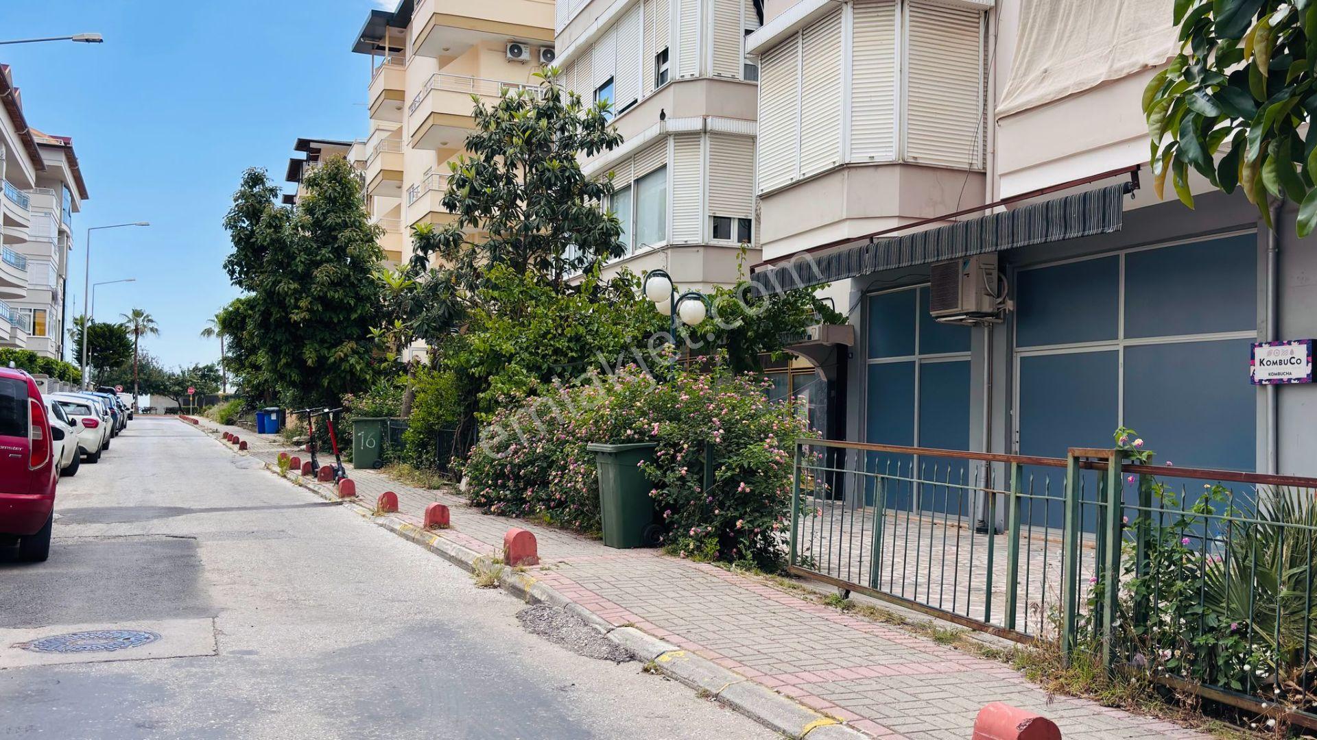 Alanya Merkez / Kızlar Pınarı Mah. Denize 2. Binada Satılık Geniş 3+1 Daire - Görsel 5
