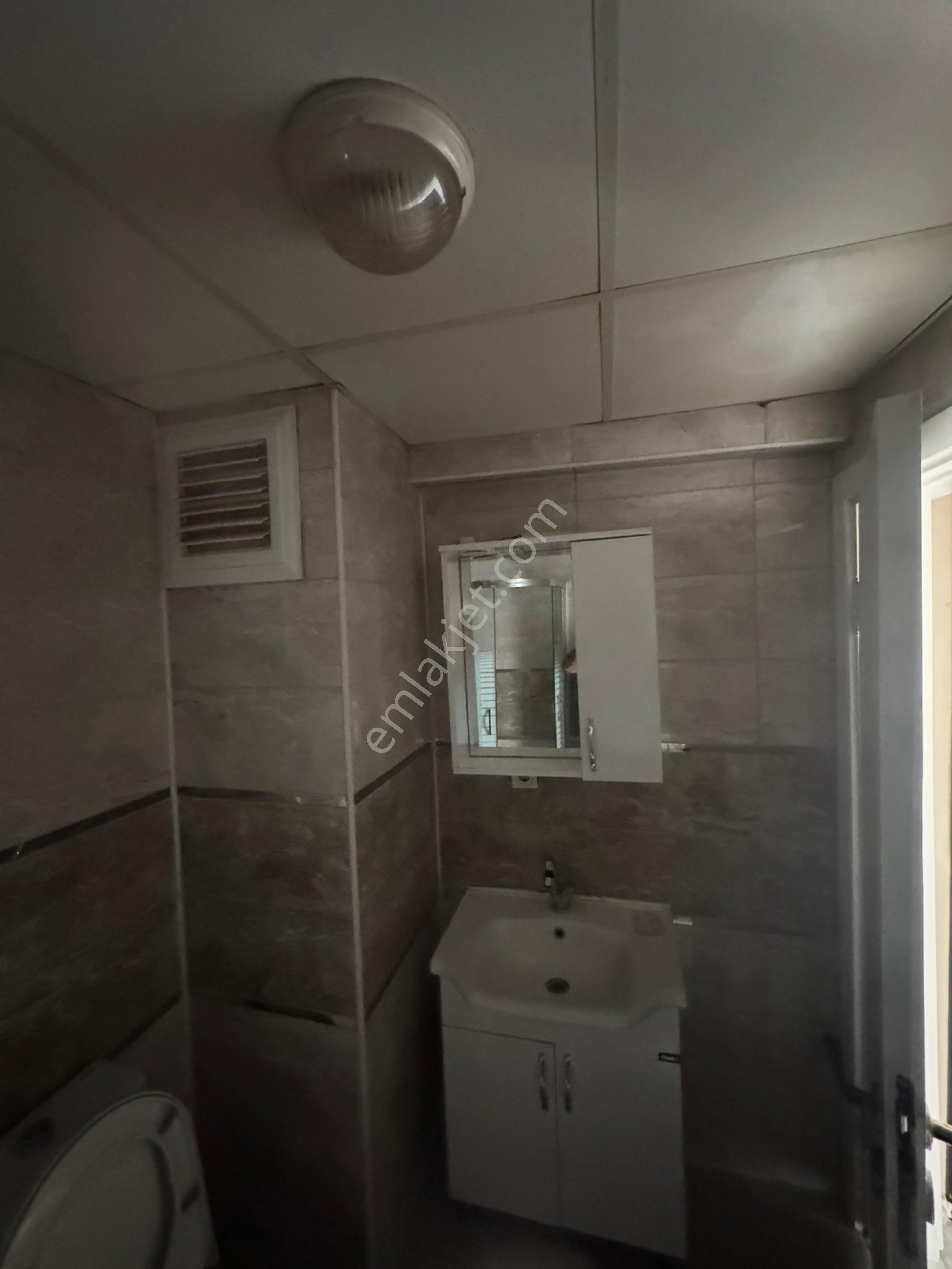 Kırklareli Merkez Akalar Mahallesi Eşyasız Kiralık 1+0 Daire