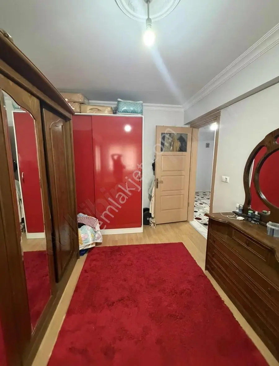İsabeylide Cadde Üzeri Satılık 3+1 Daire - Görsel 5