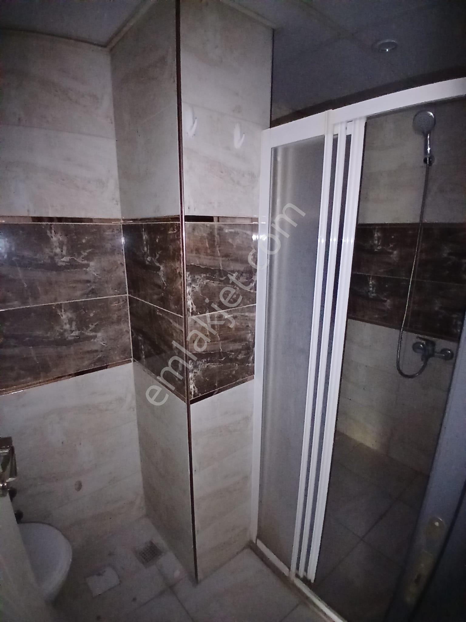 Ender Uysal Gayrimenkulden Üniversiteye Yakın Büyük Bolkonlu 1+1 Satılık Apart... - Görsel 9