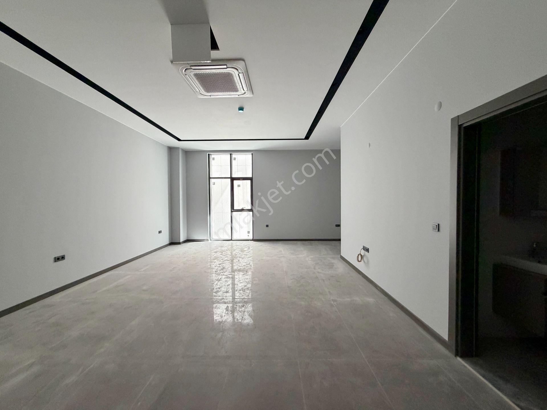 Kuşadası Merkez Ana Cadde Üzerınde 42 M² Kıralık Ofıs - Görsel 8