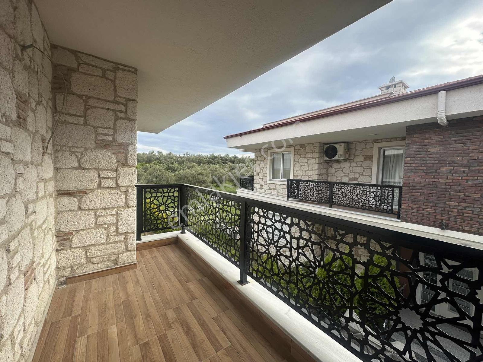 Altınkum Emlak'tan Zeytinlik Manzaralı Eşyalı 2+1 Kiralık Daire - Görsel 8
