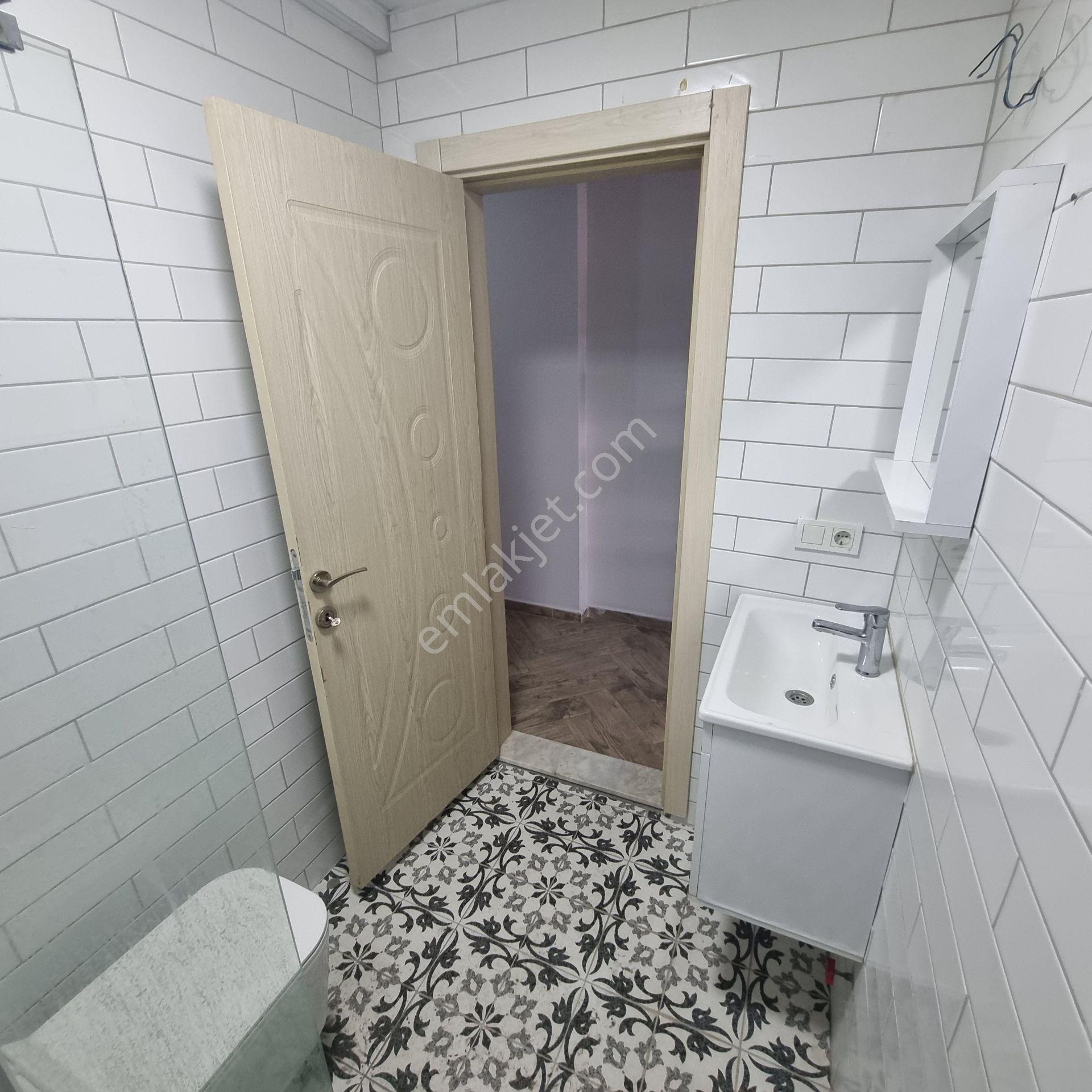 Turgutlu Yeni Mahalle’de Kiralık Temiz Eşyalı Stüdyo Daire(19) - Görsel 18