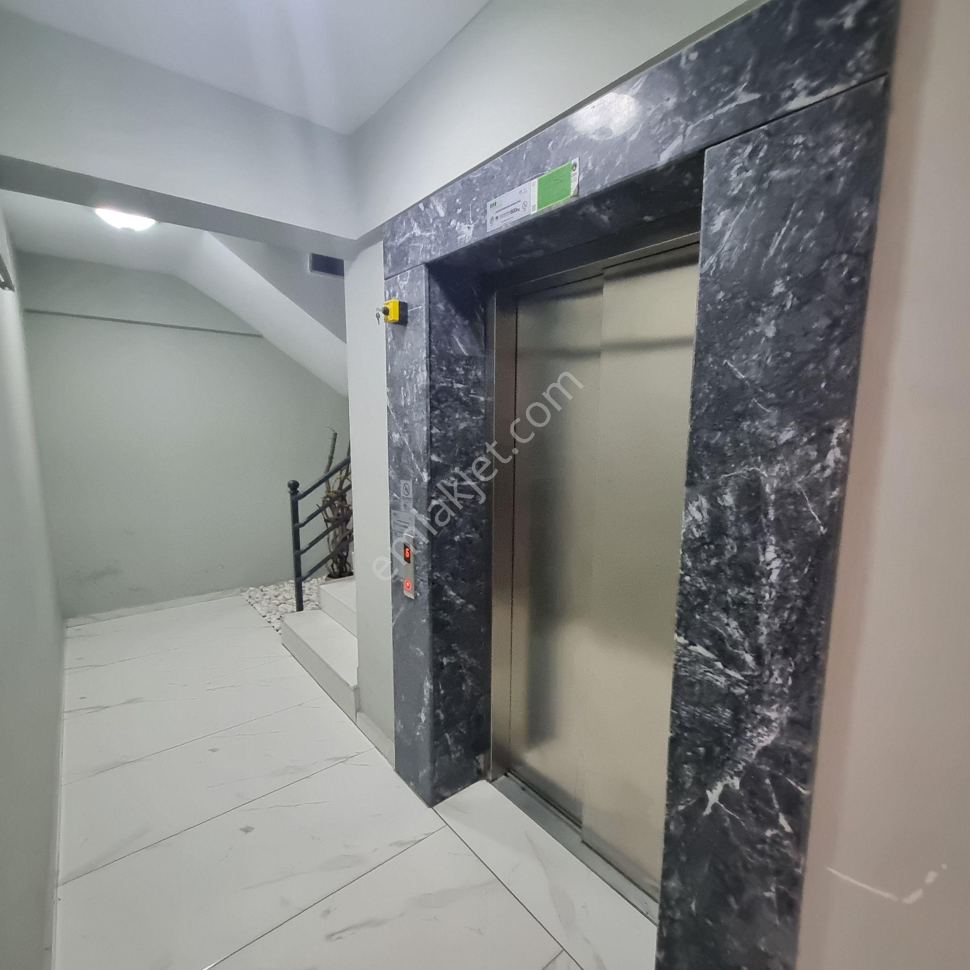 Turgutlu Yeni Mahalle’de Kiralık Temiz Eşyalı Stüdyo Daire(19) - Görsel 4