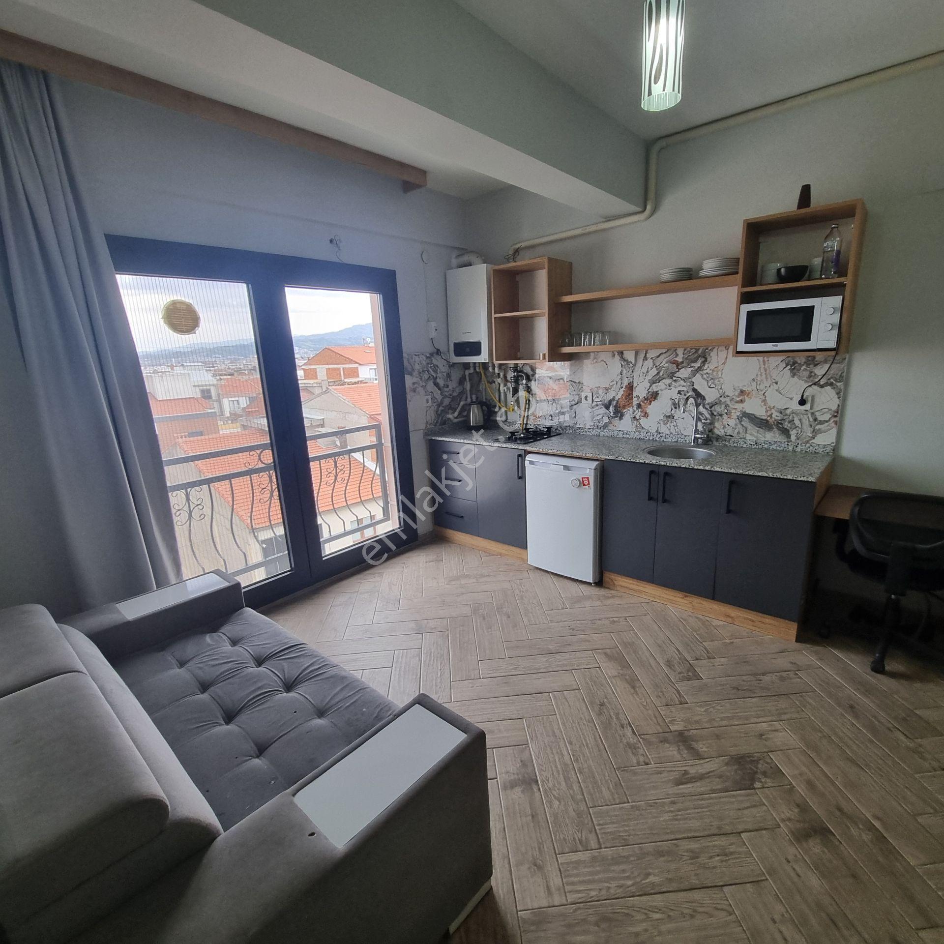 Turgutlu Yeni Mahalle’de Kiralık Temiz Eşyalı Stüdyo Daire(19) - Görsel 9