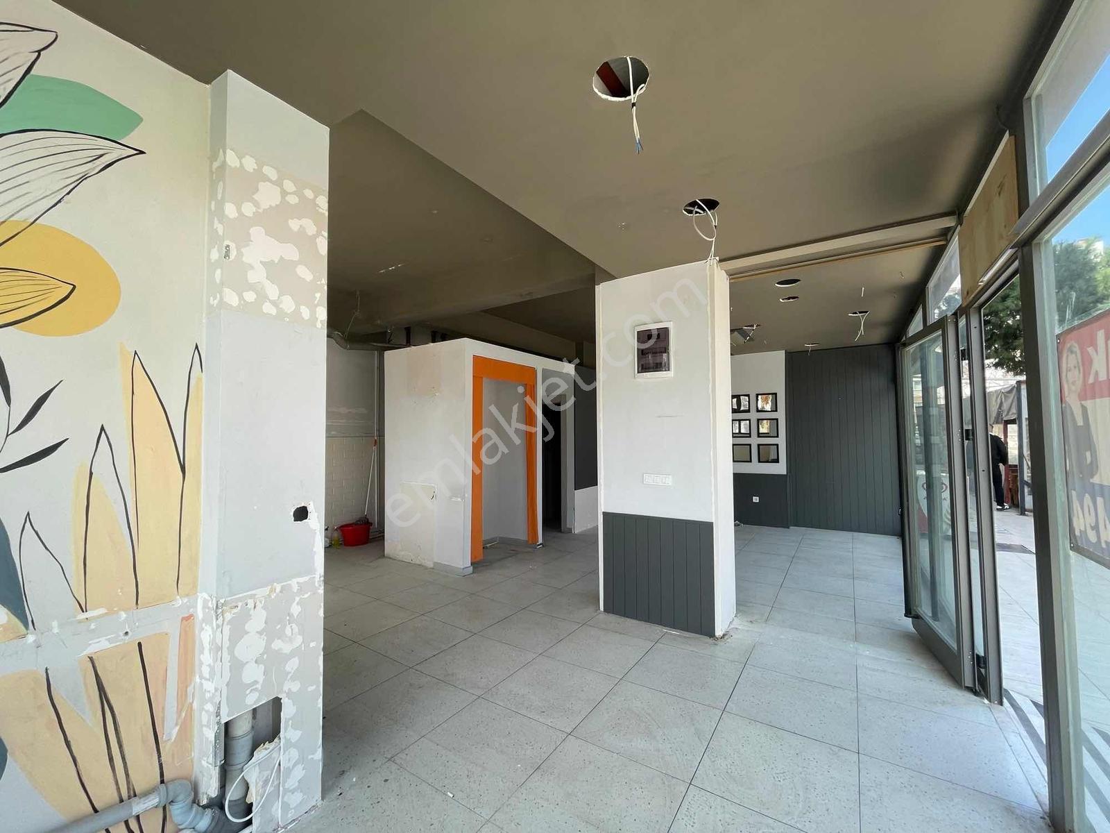 İşlek Cadde Üzeri 45 M2 Kiralık Dükkan - Görsel 23