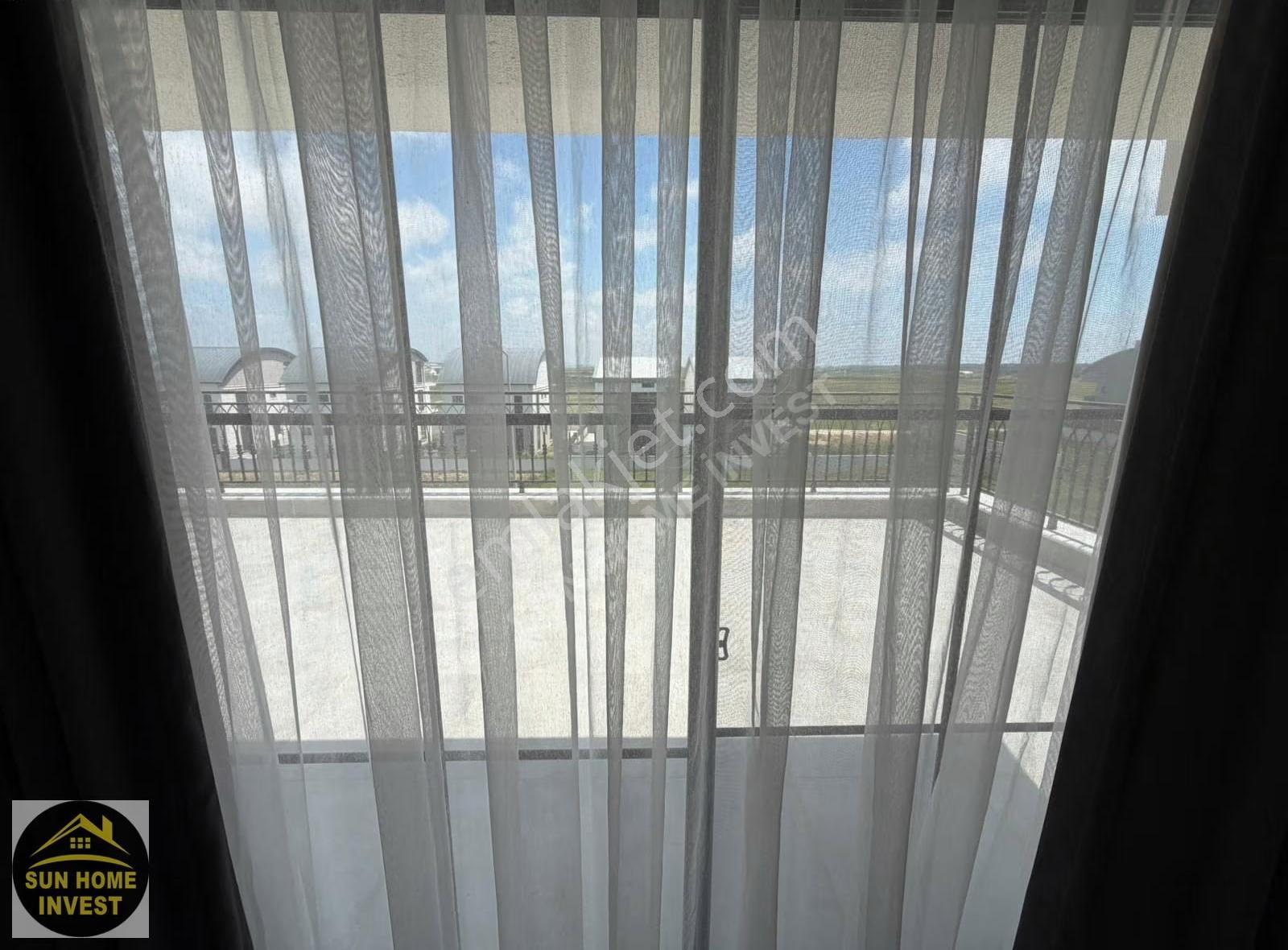 Lüks 3 Katlı Eşyalı Satılık Villa - Görsel 21