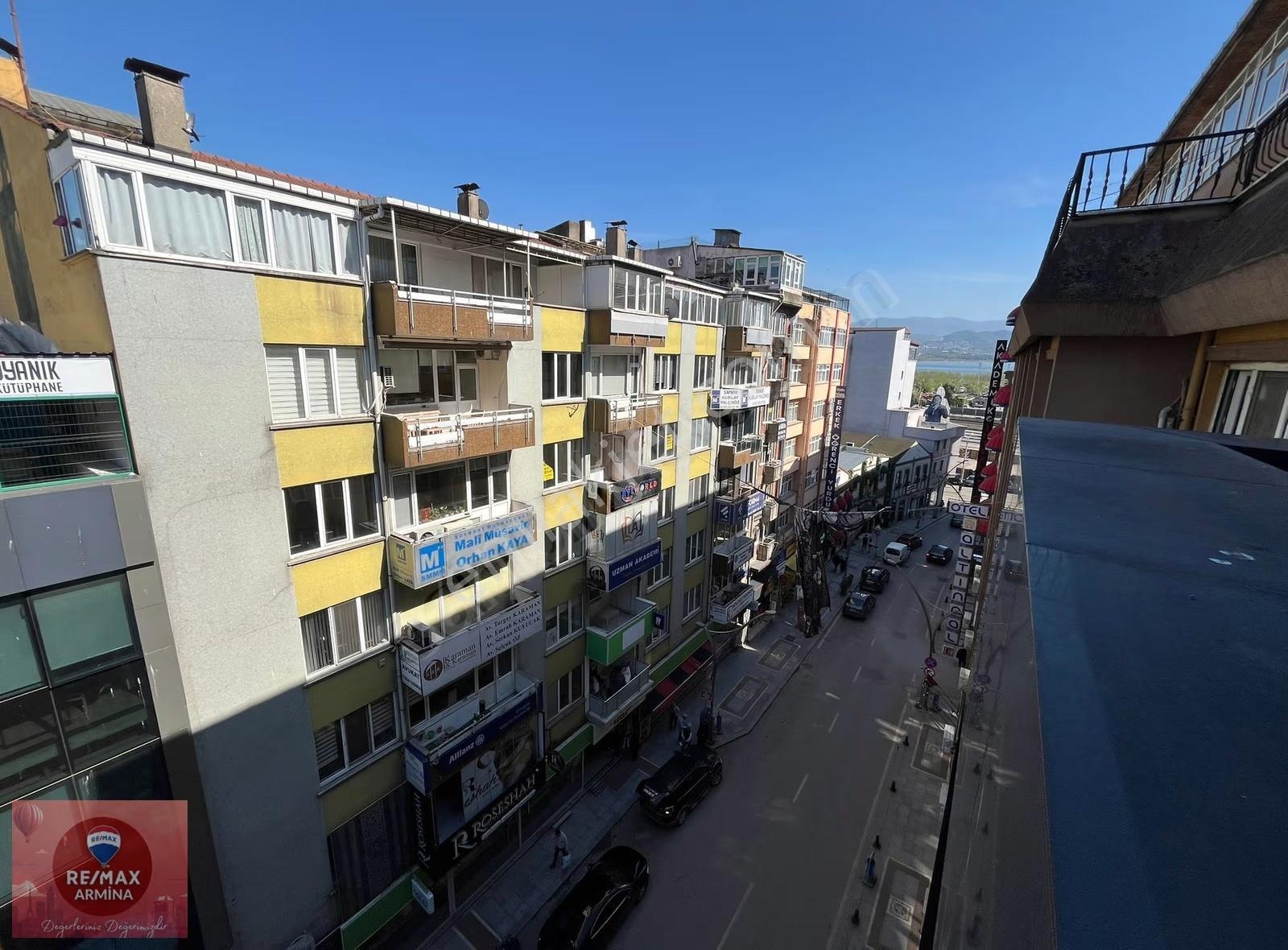 İzmit Merkezde Prestijli Lüks Ofisler - Görsel 6