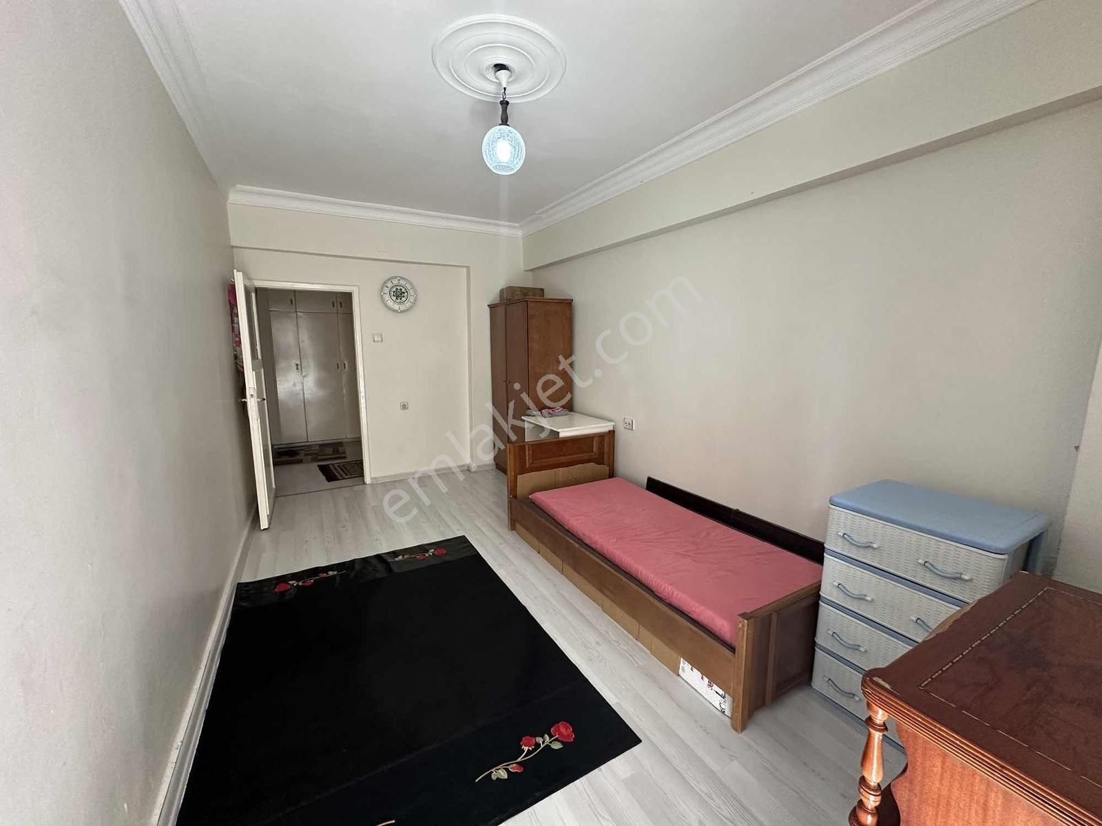 Ofis Ayhan Durağında Satılık 3+1 Bakımlı Daire - Görsel 12