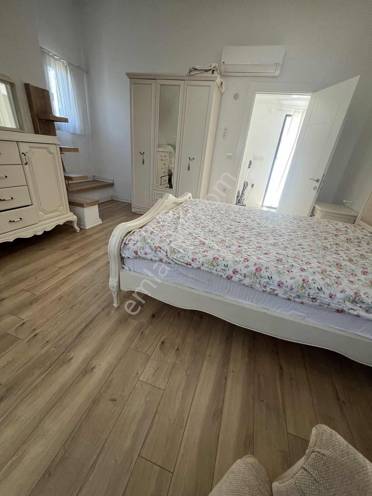 Babataşı Mahallesinde 5 Aylığına Kiralık Villa - Görsel 16