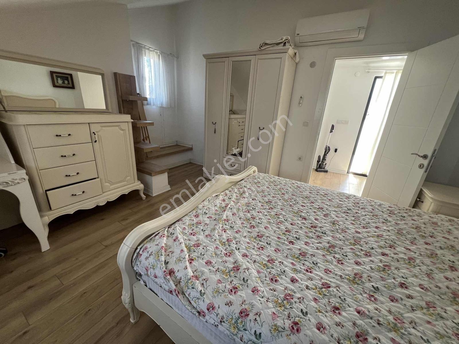 Babataşı Mahallesinde 5 Aylığına Kiralık Villa - Görsel 21