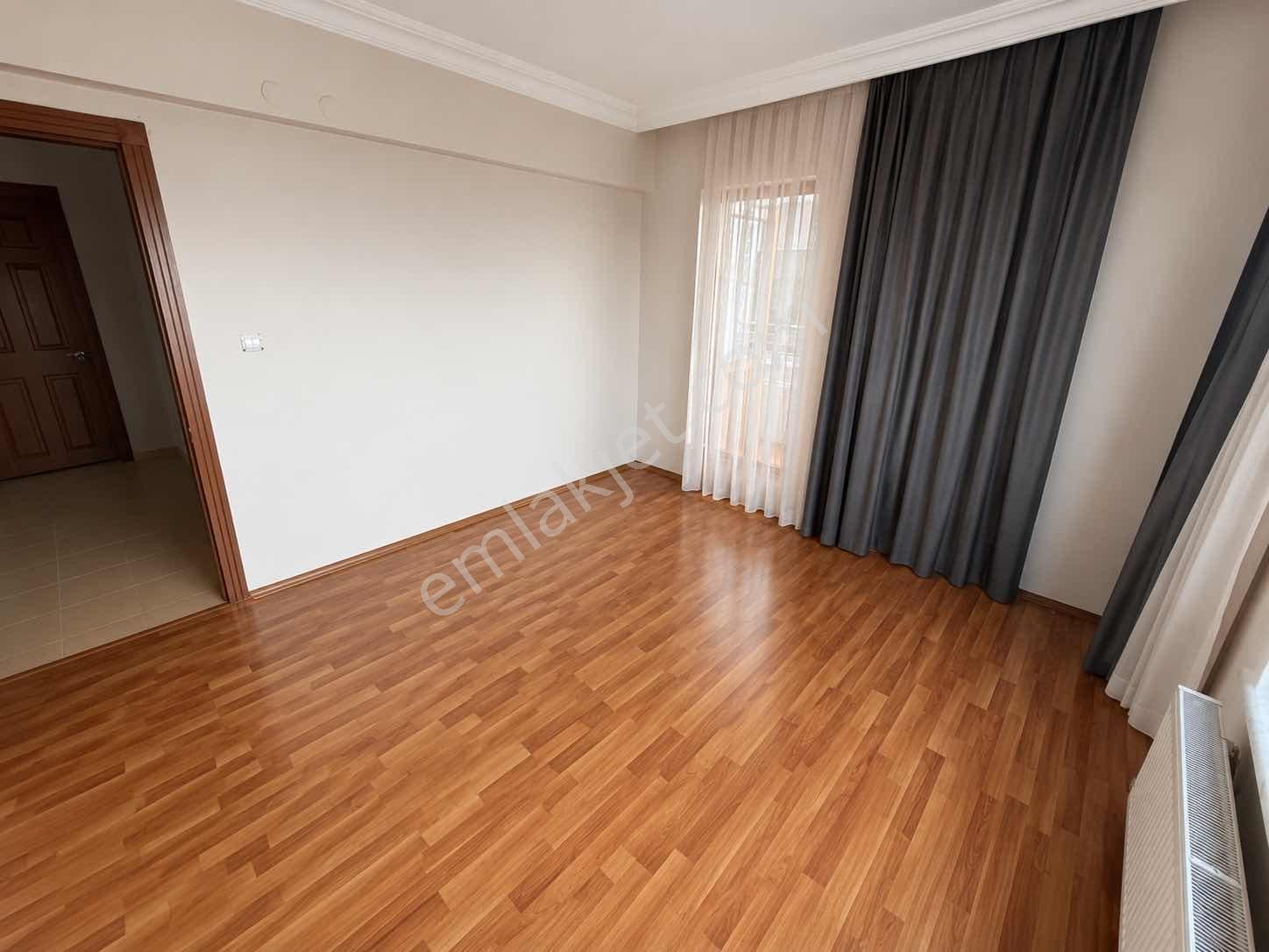 Dikmen Caddesi Paralelinde Ankara Manzaralı 3+1 Kiralık Daire - Görsel 16