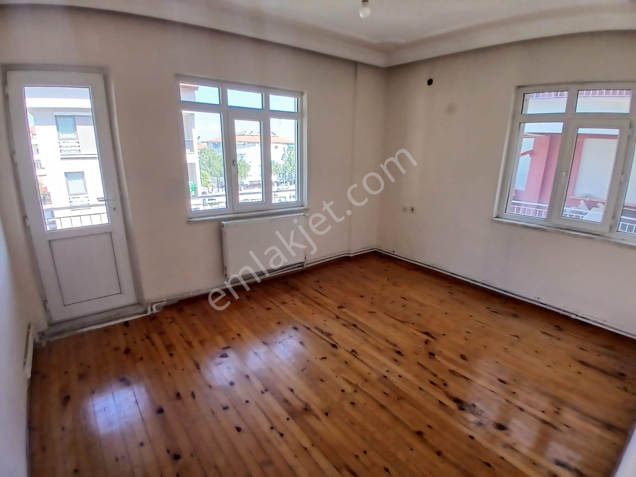 Ender Uysal Gayrimenkulden Kınıklıda 2+1 Geniş Kiralık Arakat Daire.. - Görsel 6
