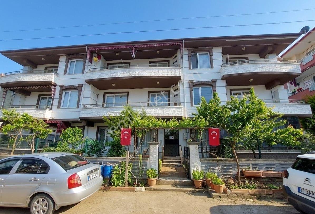 Karasu 32 Evlerde Denize 200m Arakat Kombi Petekli 2+1 Satılık - Görsel 2