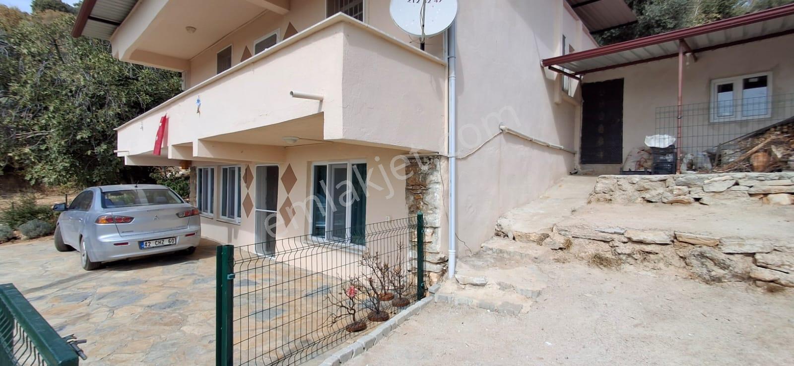 1176 M2 Bahçe İçinde Resmi Tapu Kayıtlı İki Katlı Müstakil Villa - Görsel 7