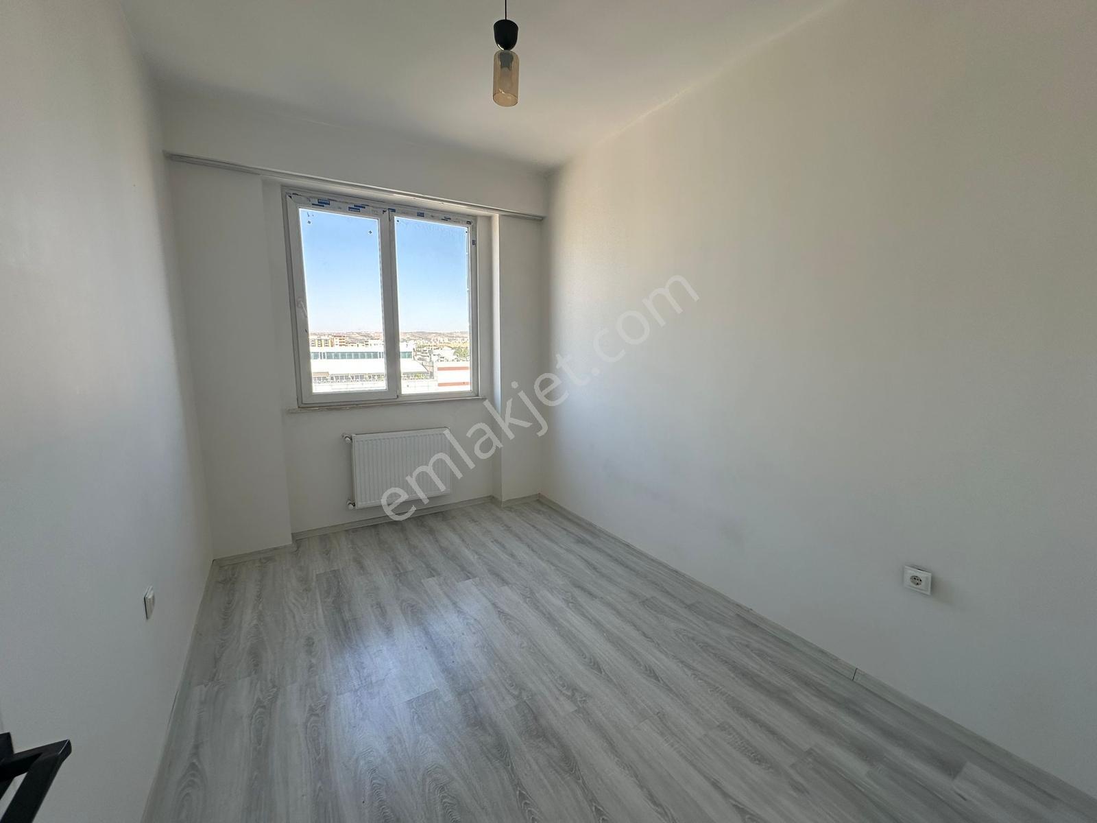 Benek Emlak Mozaik Avm Karşısı 1+1 Kiralık Daire - Görsel 9