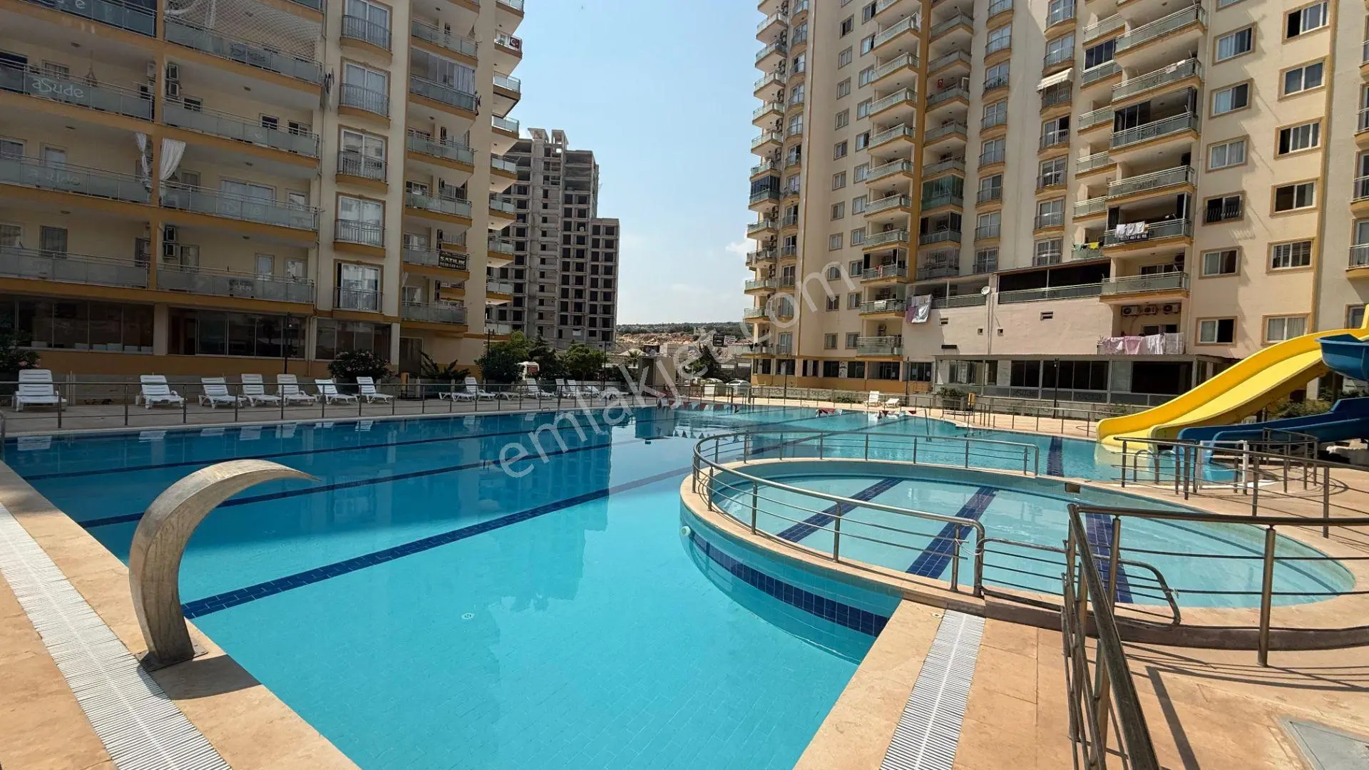 Kızkalesinde Havuzlu Site İçerisinde Satılık 1+1 Daire - Görsel 4