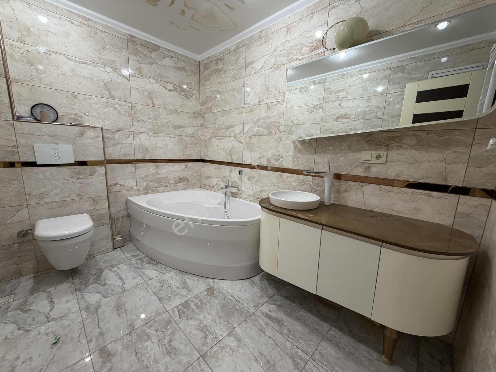 Florya Şenlikköy Kiralık 3+1 Ebeveyn Banyolu Giyinme Odalı - Görsel 15