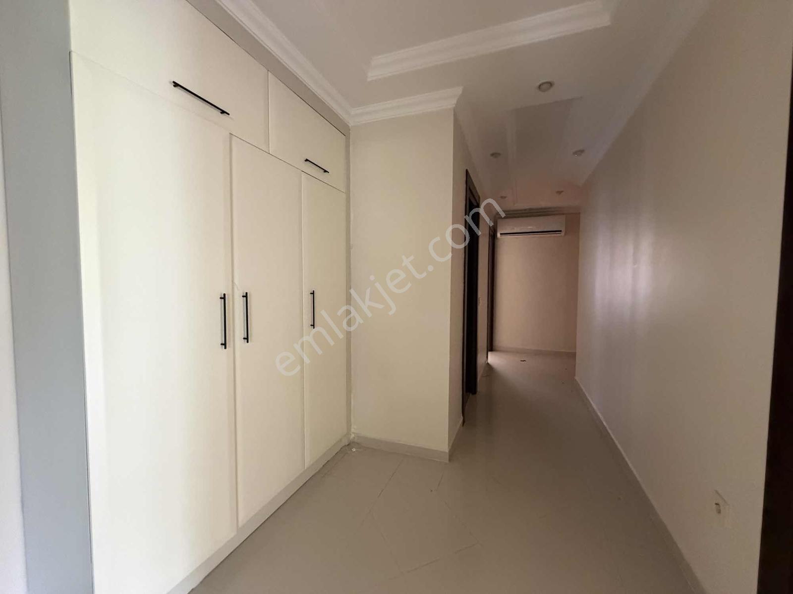 Florya Şenlikköy Kiralık 3+1 Ebeveyn Banyolu Giyinme Odalı - Görsel 12