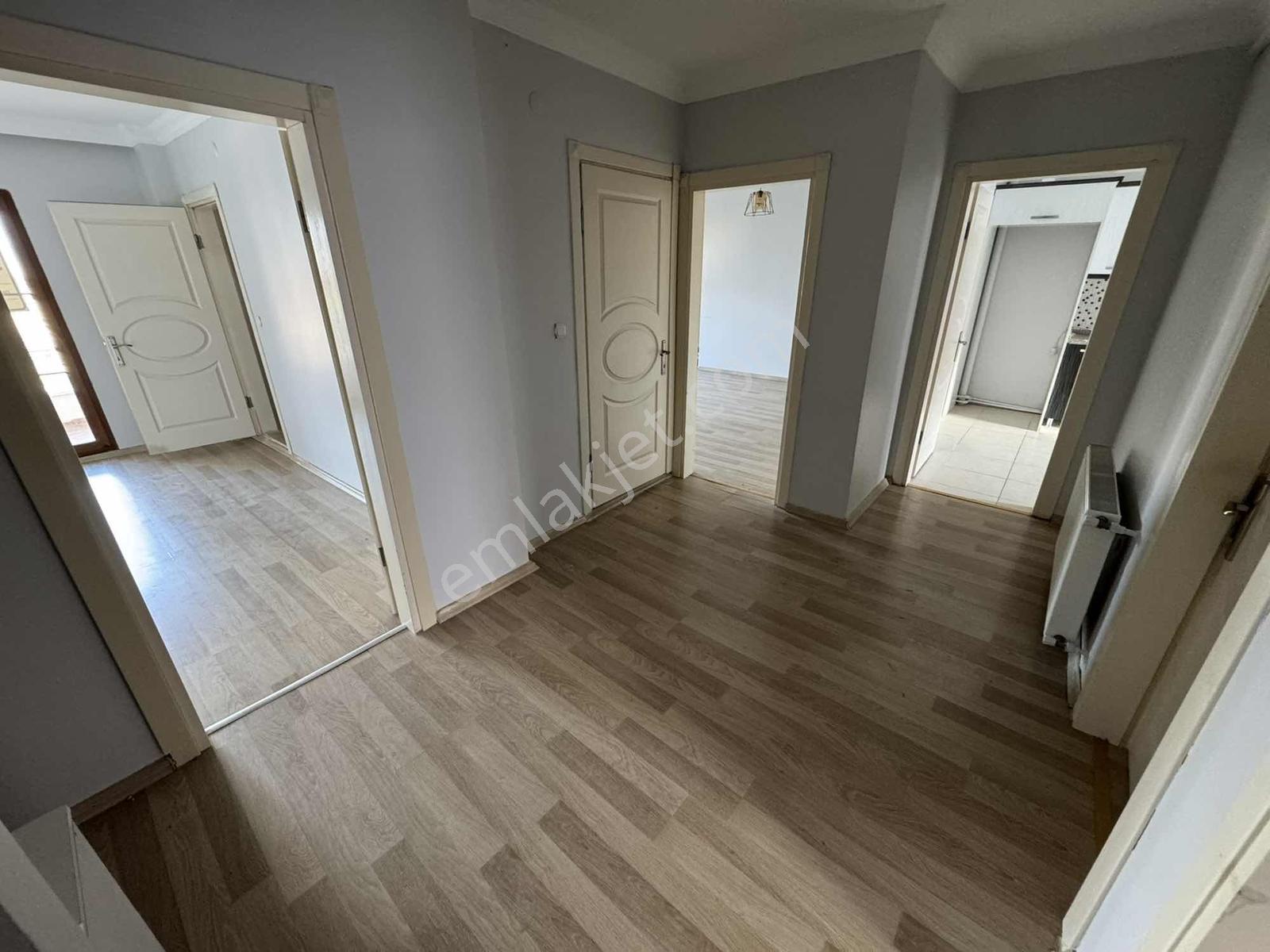 Onmax'tan Bahçelievlerde 3+1 Evebeyn Banyolu 135m2 Satılık Daire - Görsel 5