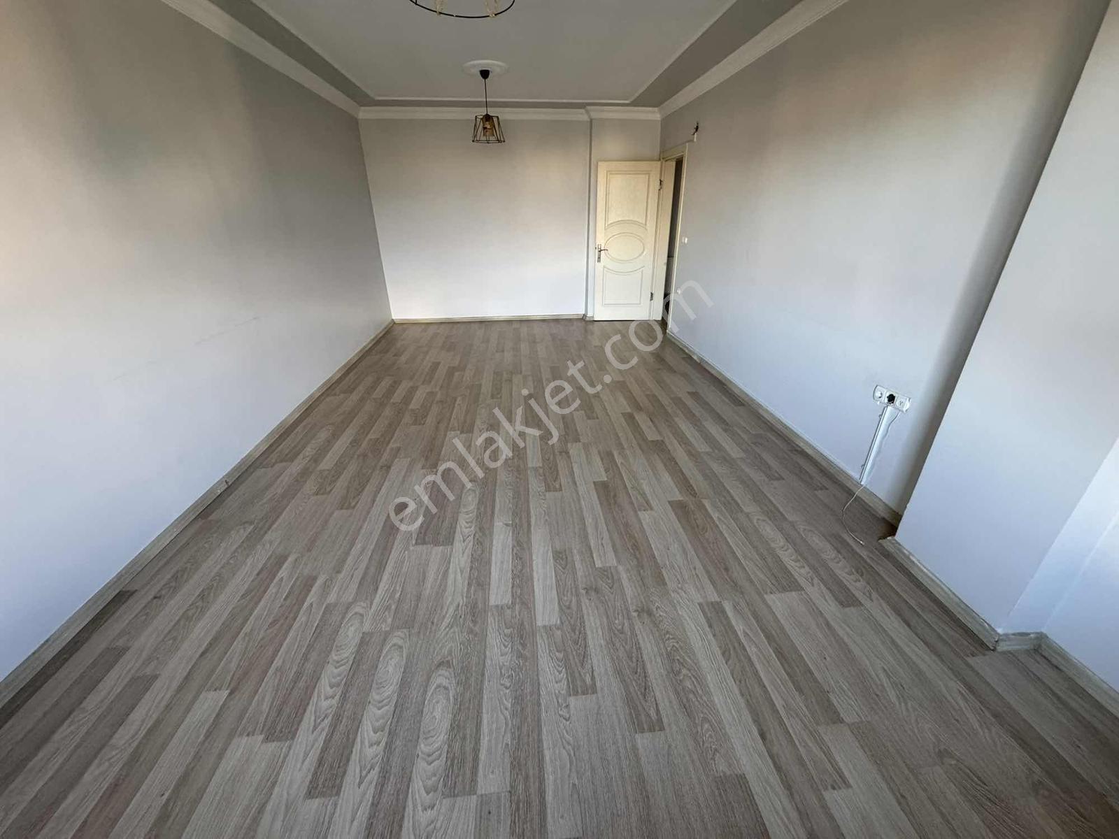 Onmax'tan Bahçelievlerde 3+1 Evebeyn Banyolu 135m2 Satılık Daire - Görsel 26