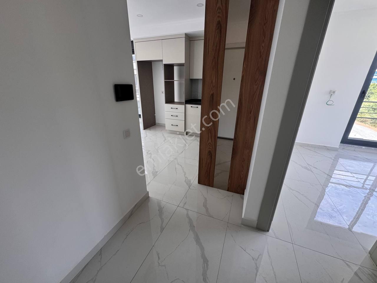 Alanya Oba Mahallesin De 50m², 1+1 Eşyasız Havuz Manzaralı Satılık Daire - Görsel 6