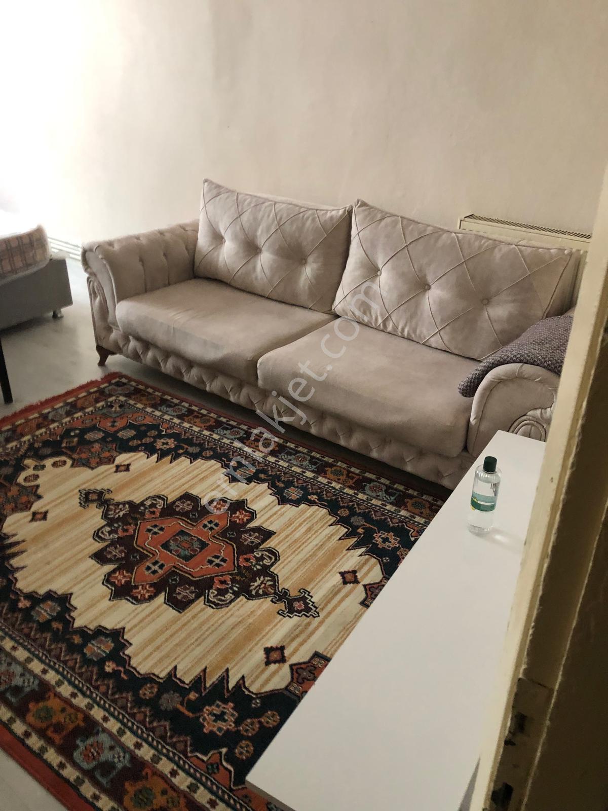 Fatih Mevlanakapı Maallesinde 1+1/65m2/bahçe Katısatılık Daire