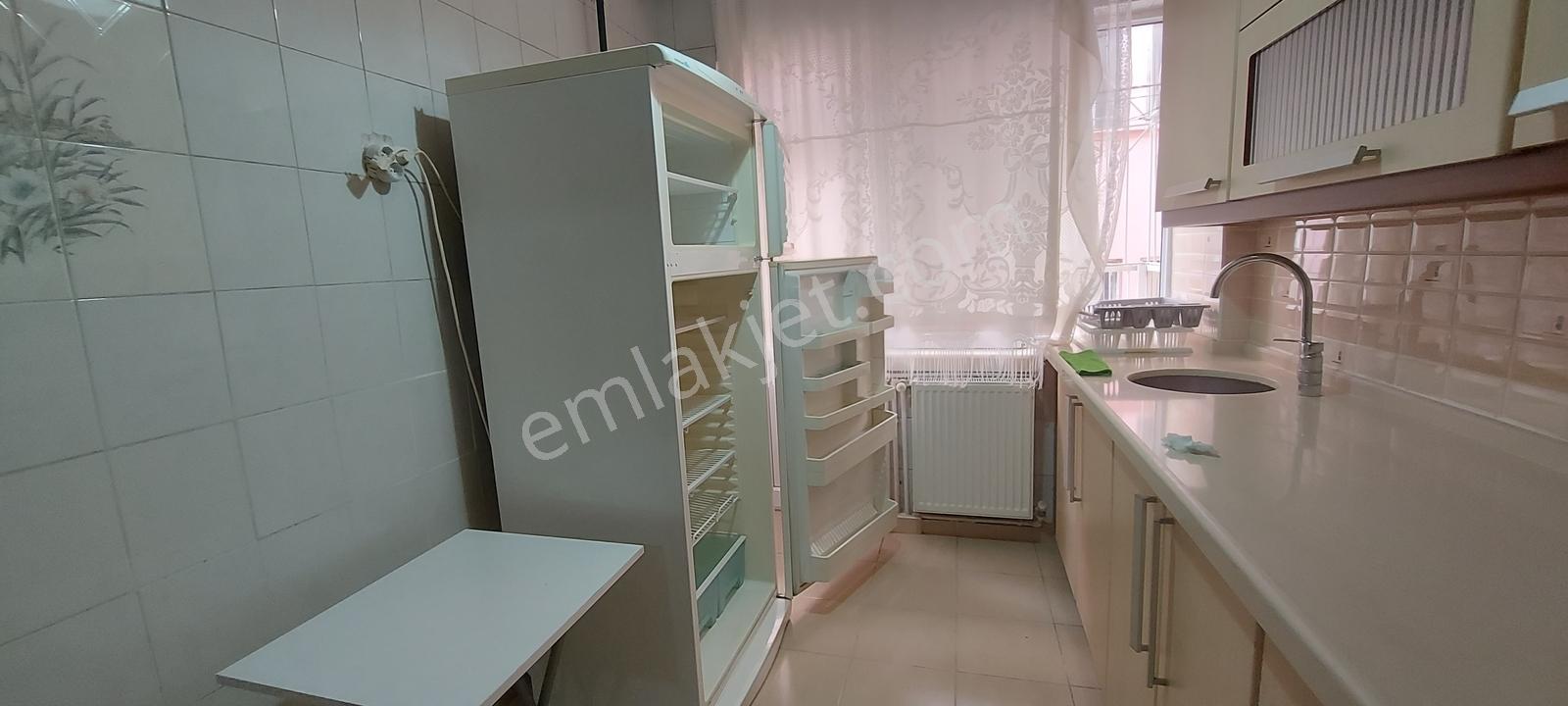 Değer'den Paşaköşkünde 1+1 Eşyalı Geniş Daire - Görsel 6