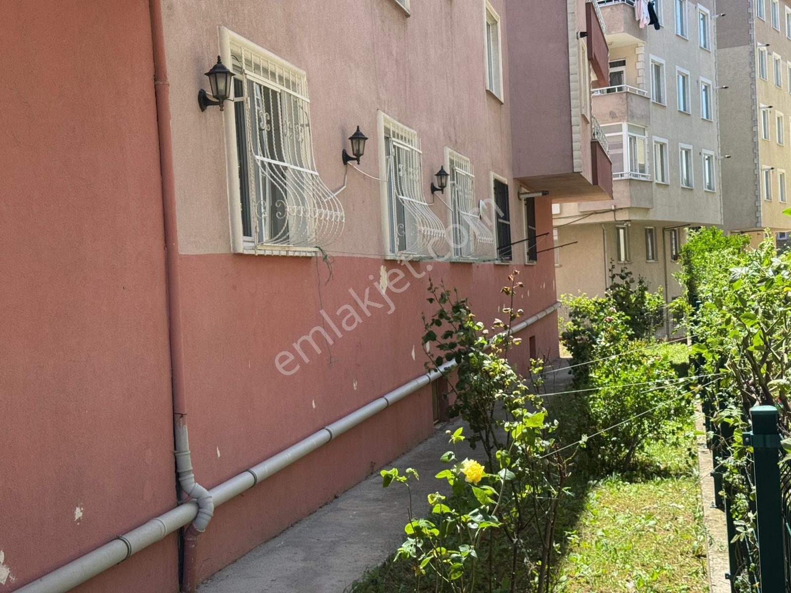 Mer-pa Emlak'tan Fezvi Paşa Mah'de Kiralık 2+1 Kombili Daire