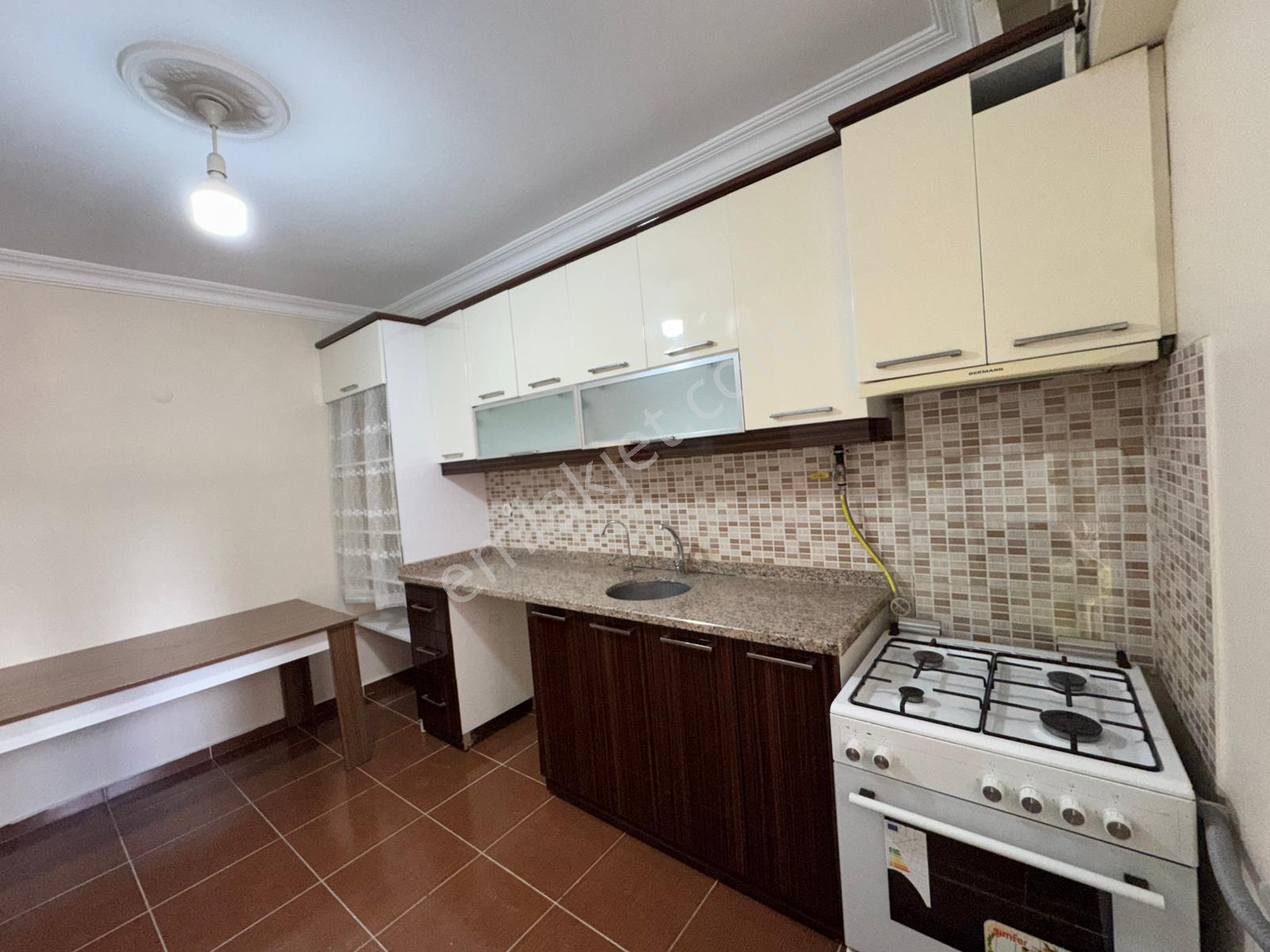 Mer-pa Emlak'tan Fezvi Paşa Mah'de Kiralık 2+1 Kombili Daire - Görsel 3