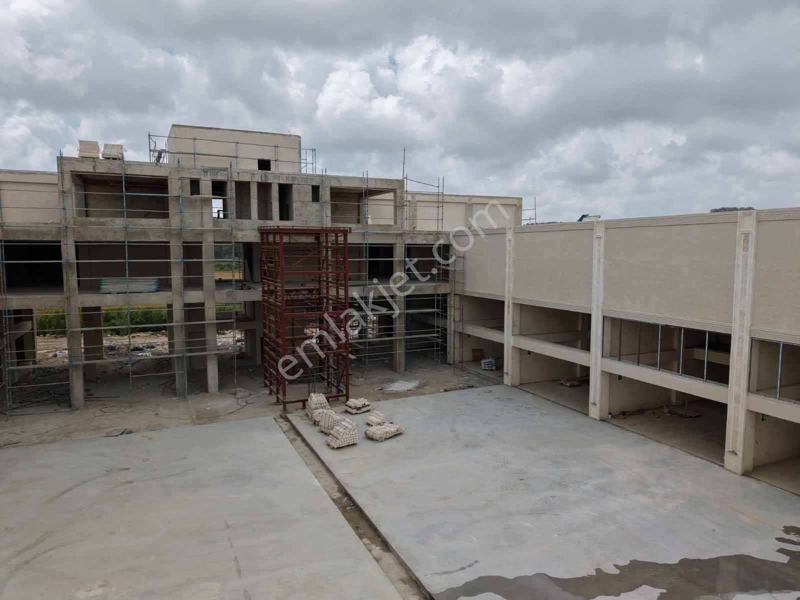 Antalya Otonomide Satılık Köşe Dükkan / İş Merkezi - Görsel 12